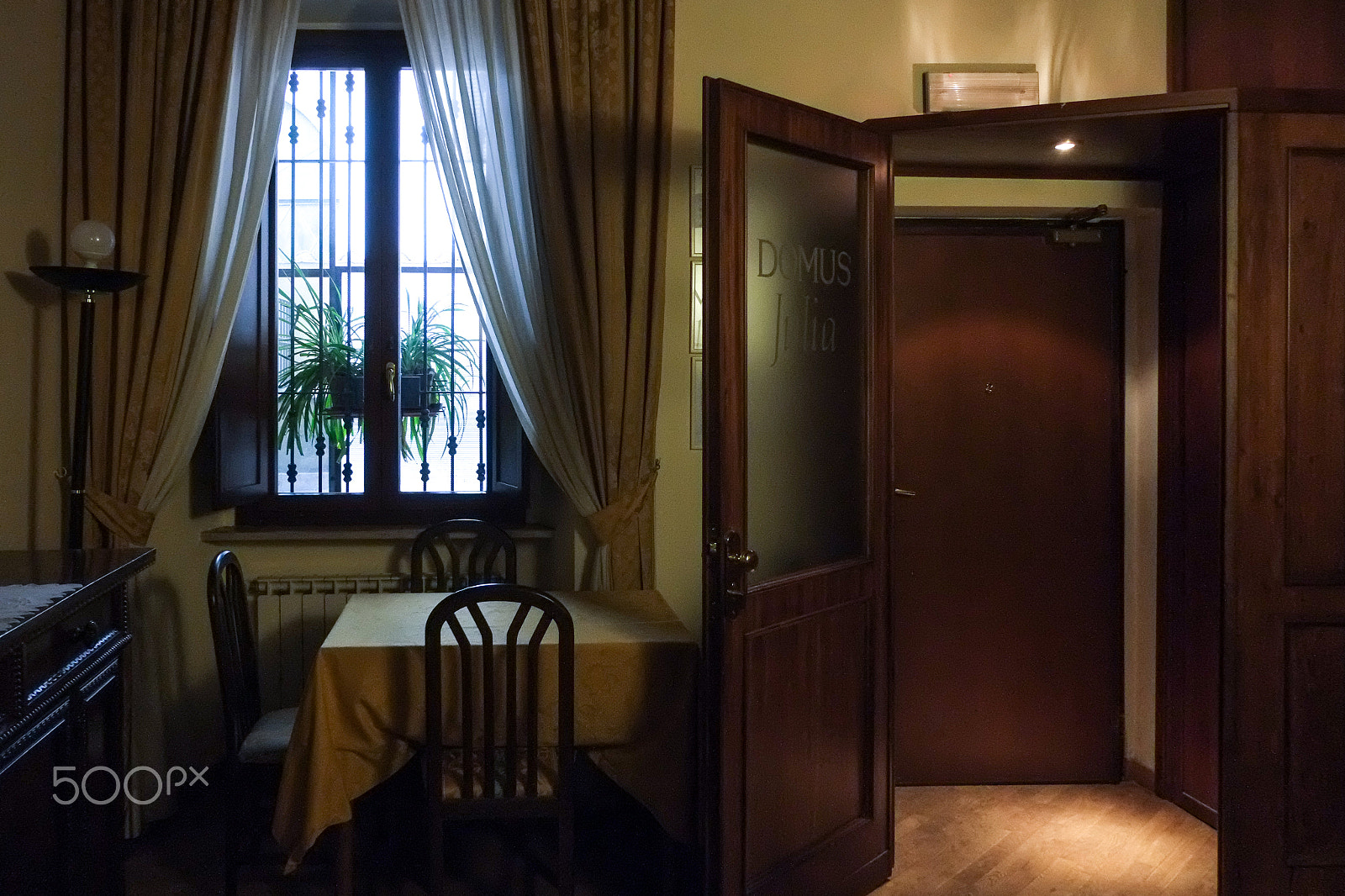 Fujifilm X-Pro1 + Fujifilm XF 18mm F2 R sample photo. Hotel julia, rome photography