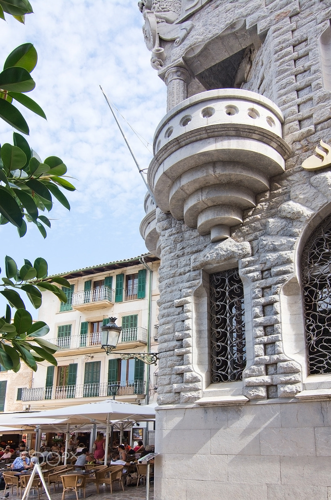 Sigma 28-300mm F3.5-6.3 DG Macro sample photo. Modernisme bank building soller photography
