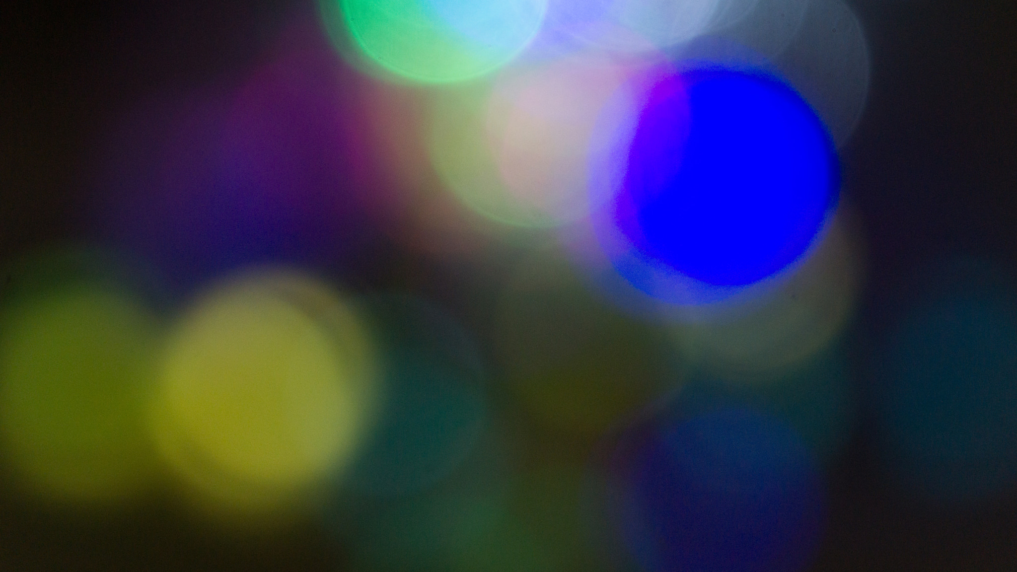 Sony a5100 sample photo. Blurred lights celebrating background and defocuse photography