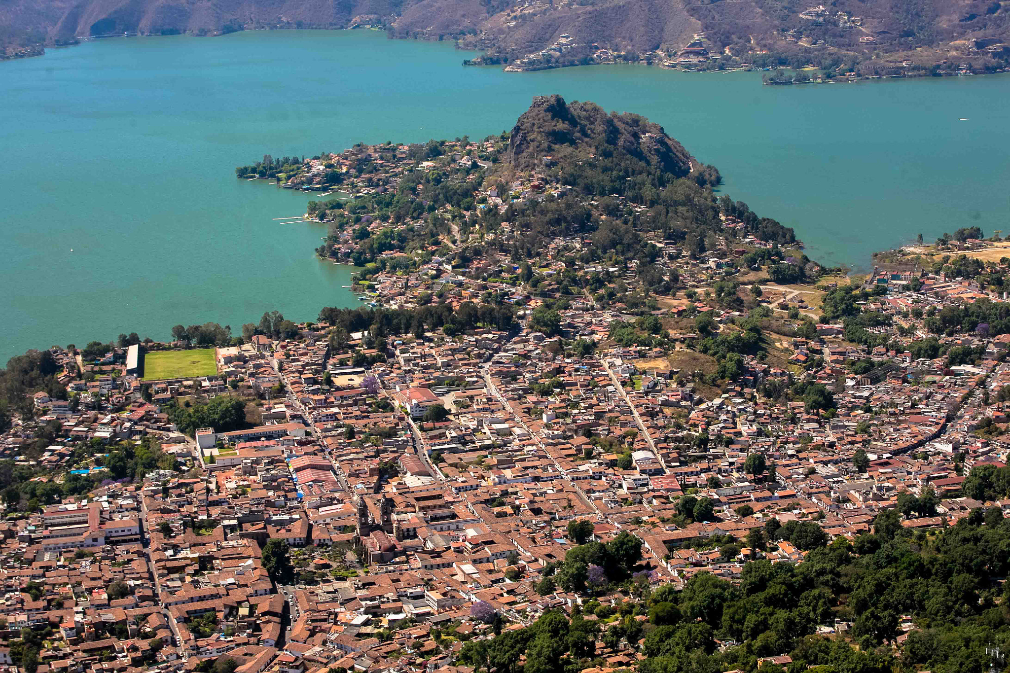 Canon EF 70-200mm F2.8L USM sample photo. Valle de bravo desde el parapente photography