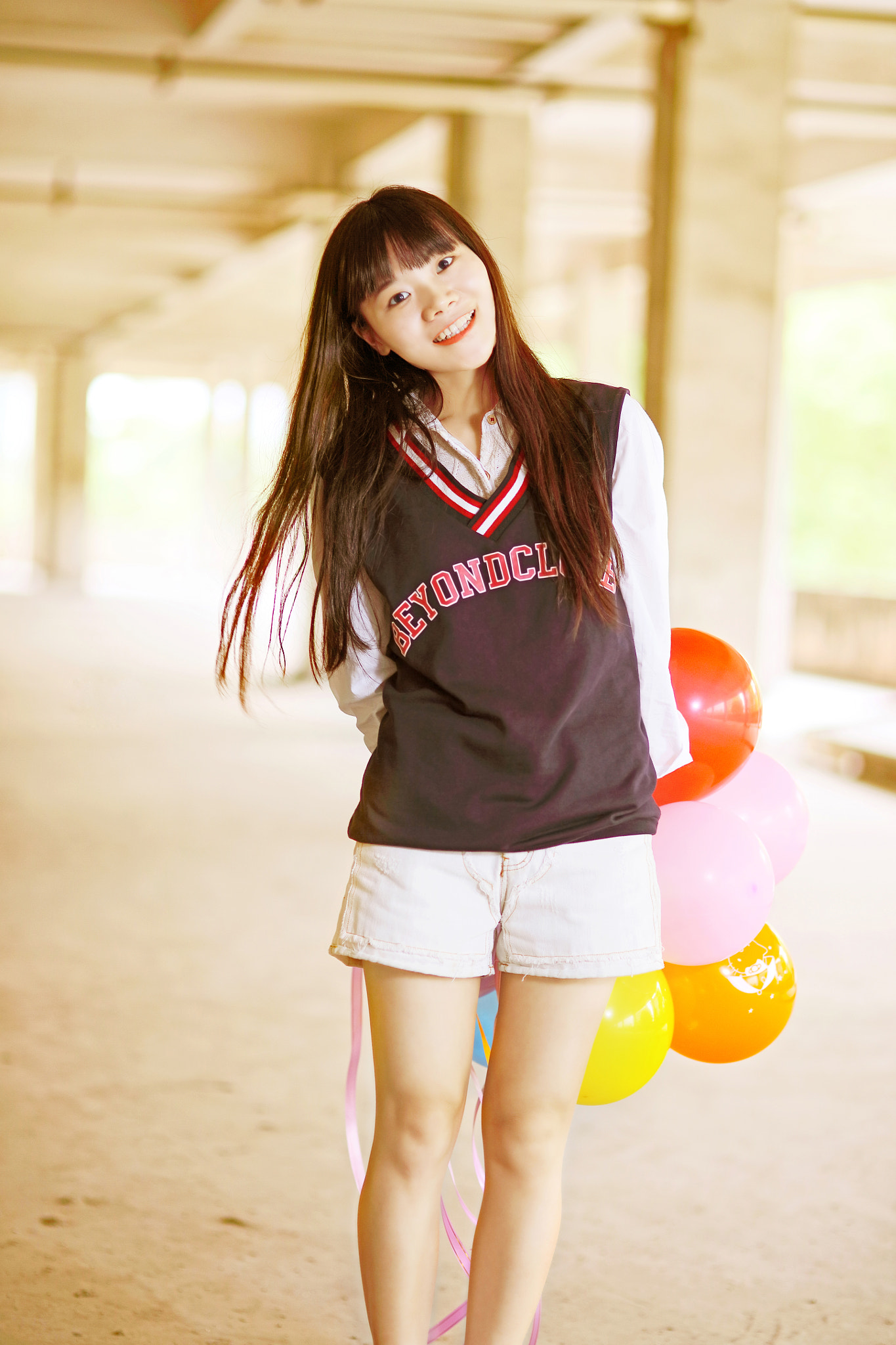 Sigma 85mm F1.4 EX DG HSM sample photo. 气球女孩 photography