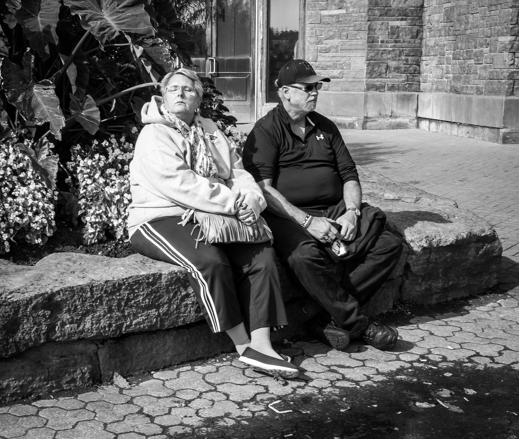 Fujifilm X-E2S + Fujifilm XF 27mm F2.8 sample photo. Street photo niagara (of ) photography