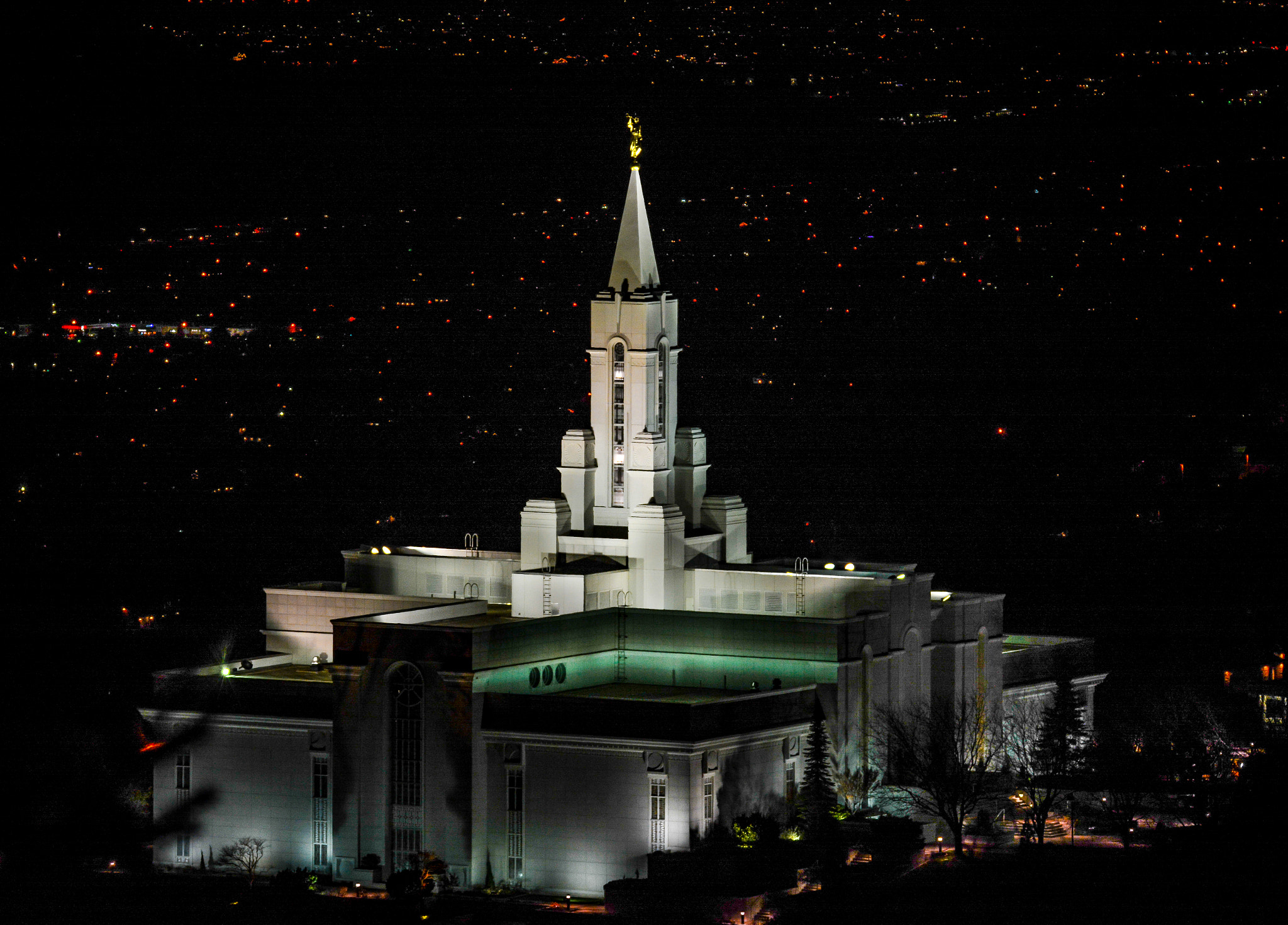 Sigma 150-600mm F5-6.3 DG OS HSM | S sample photo. Bountiful utah mormon temple photography