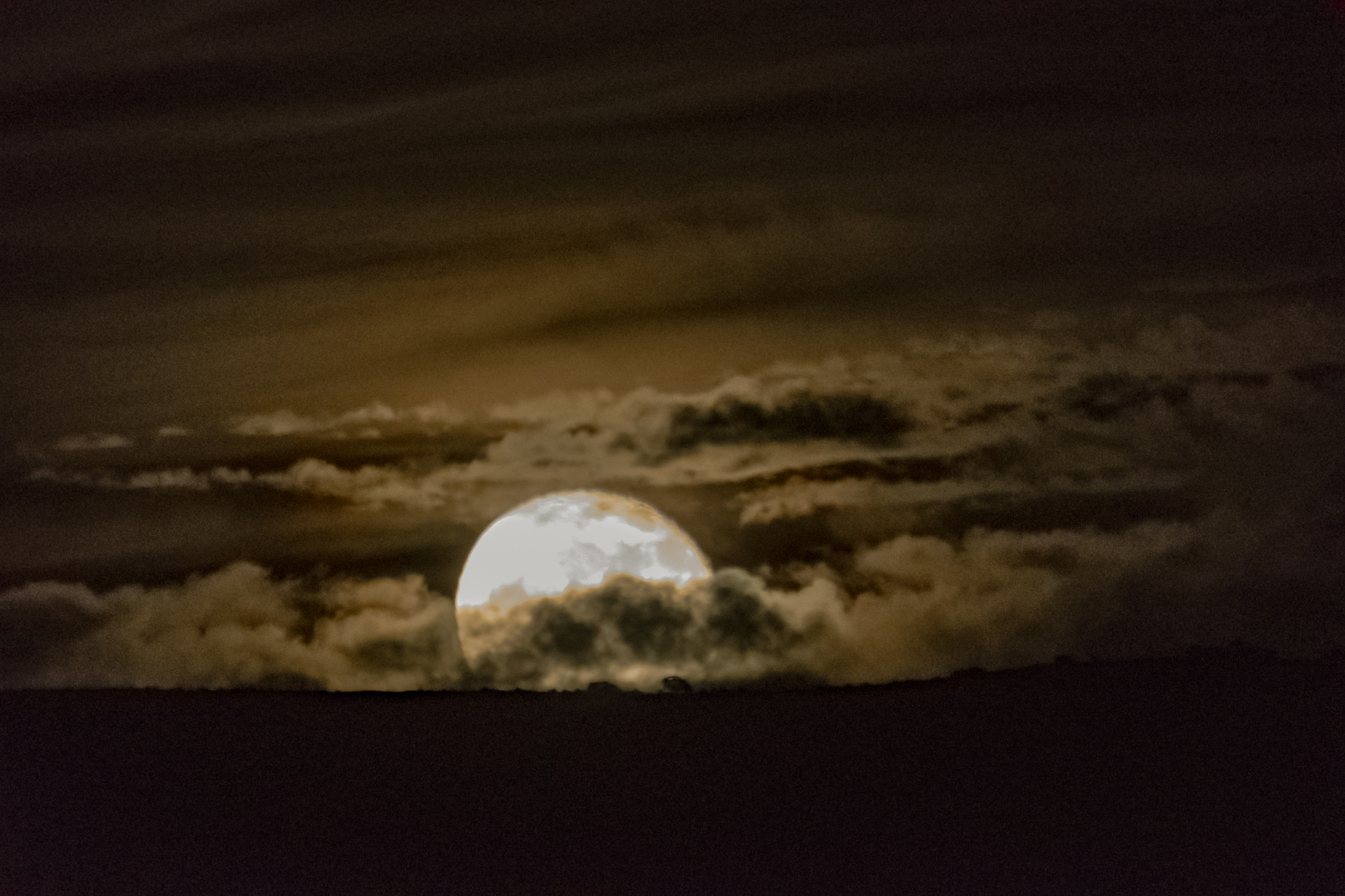 Moonrise at the Red Lion Hotel Casino
