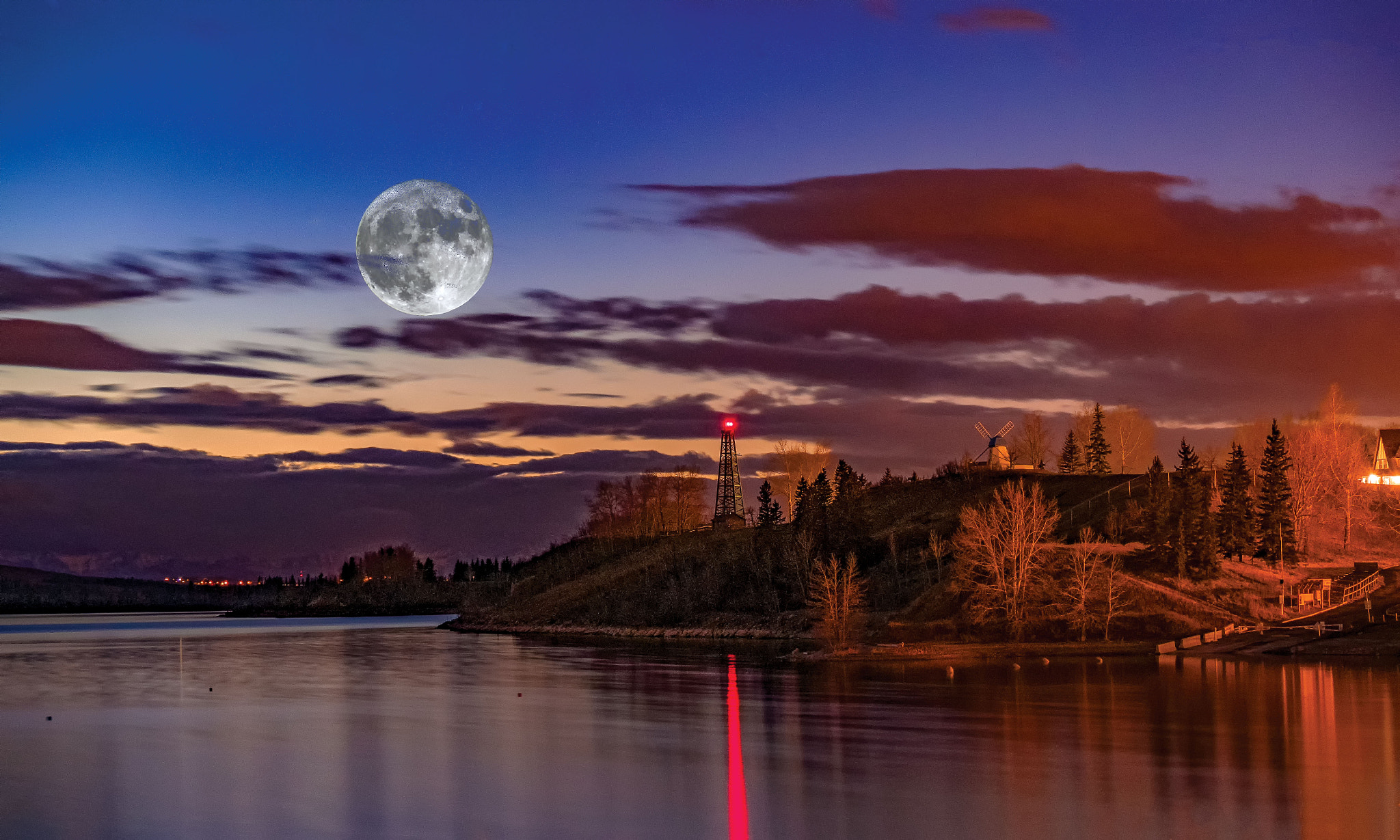 Olympus OM-D E-M1 + Panasonic Lumix G Vario 45-200mm F4-5.6 OIS sample photo. Super moon at glenmore photography