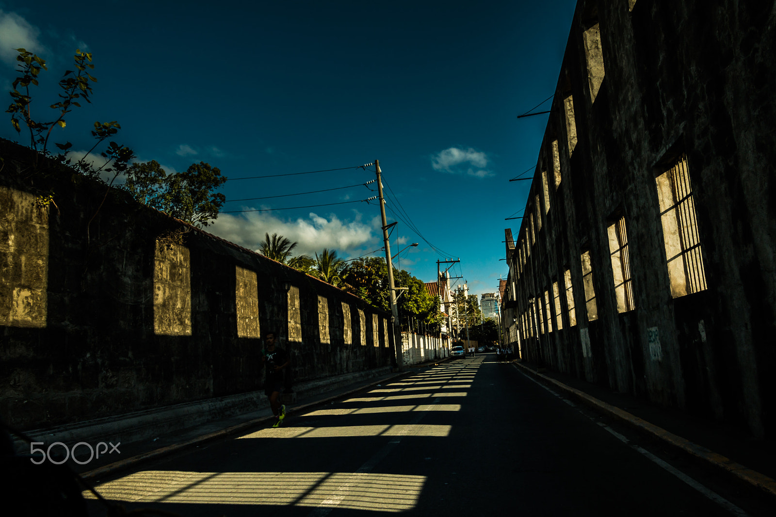 Canon EOS 750D (EOS Rebel T6i / EOS Kiss X8i) sample photo. Street at afternoon photography