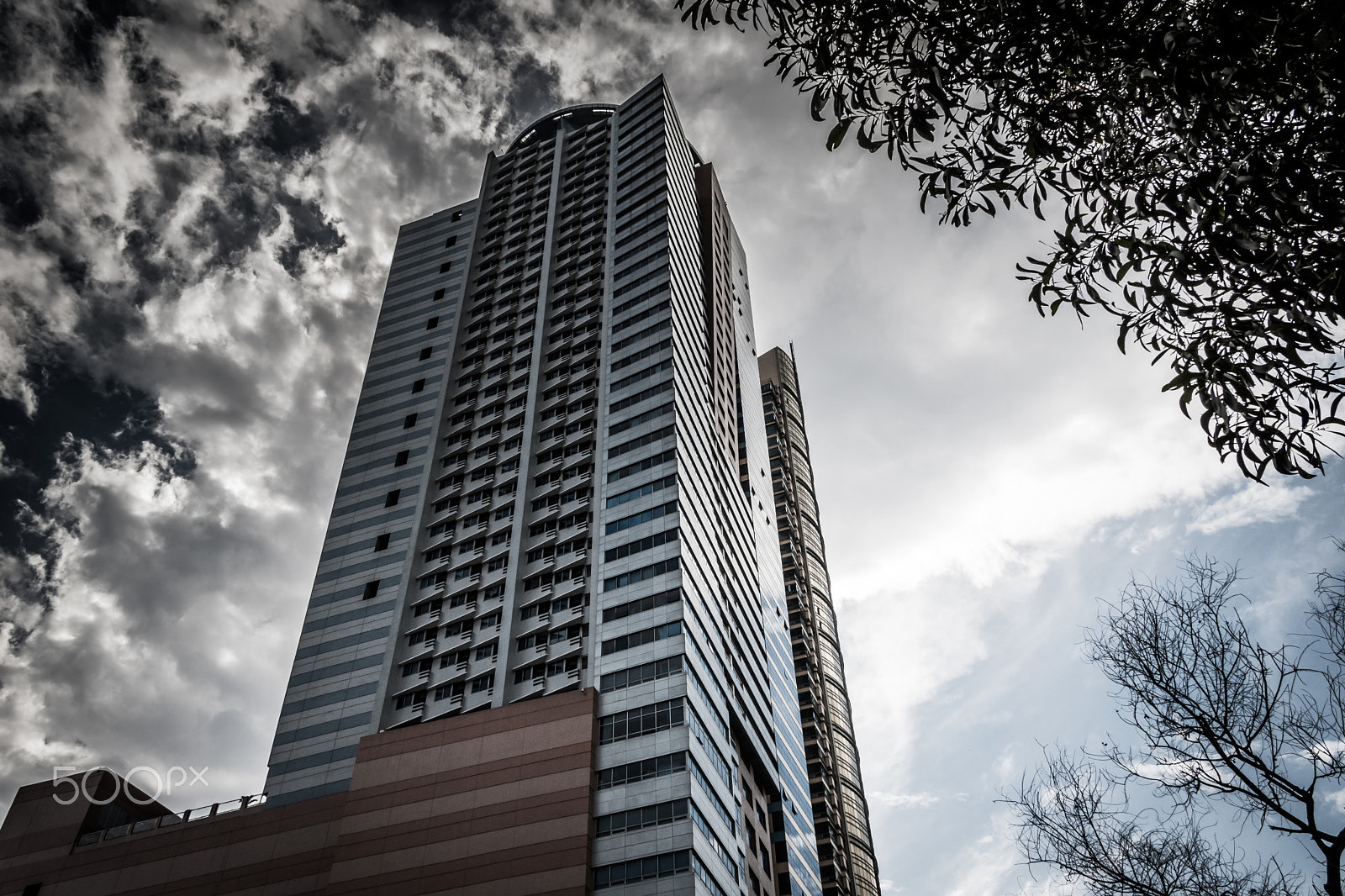 Canon EOS 750D (EOS Rebel T6i / EOS Kiss X8i) sample photo. Towers photography