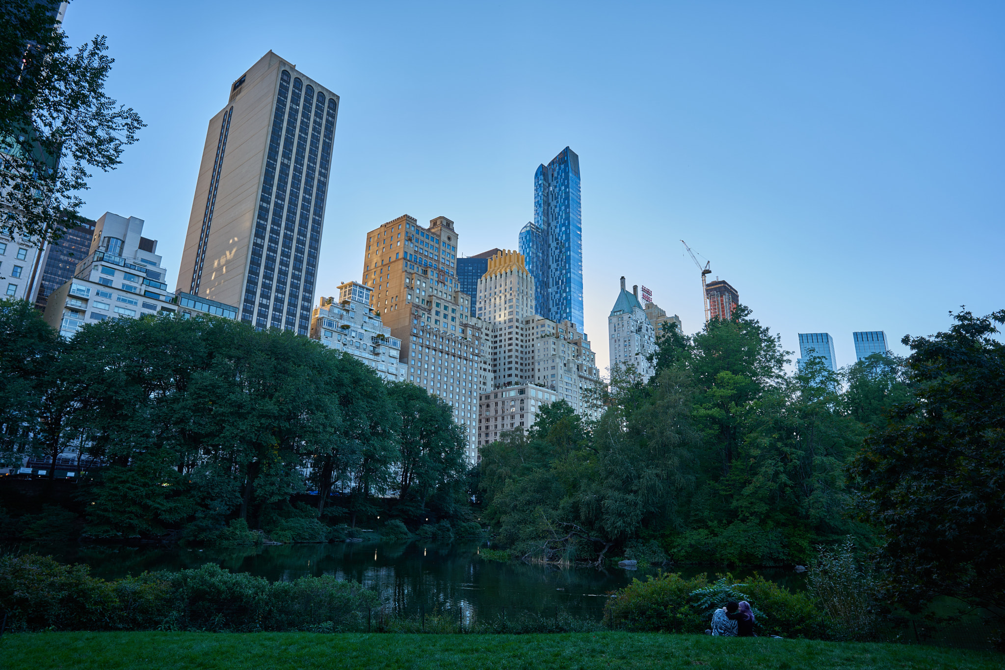 Sony a7R II sample photo. Central park date photography