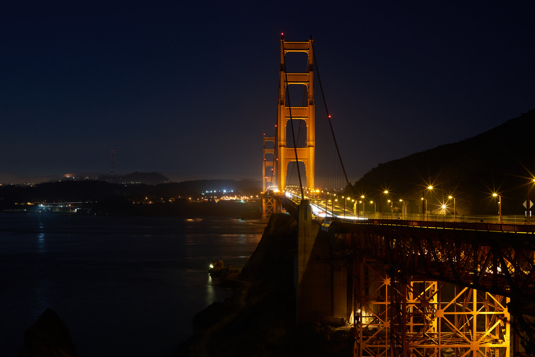 ZEISS Loxia 50mm F2 sample photo. Golden gate at night photography