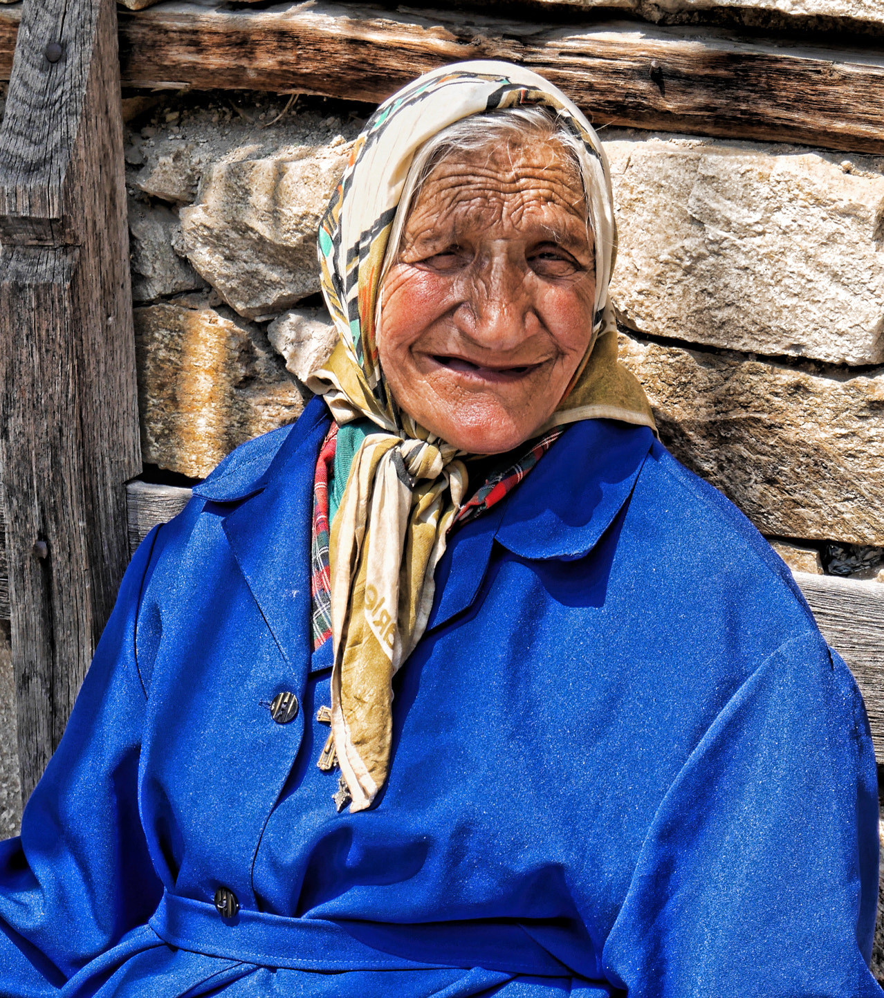 Panasonic Lumix DMC-GX7 sample photo. Old woman photography