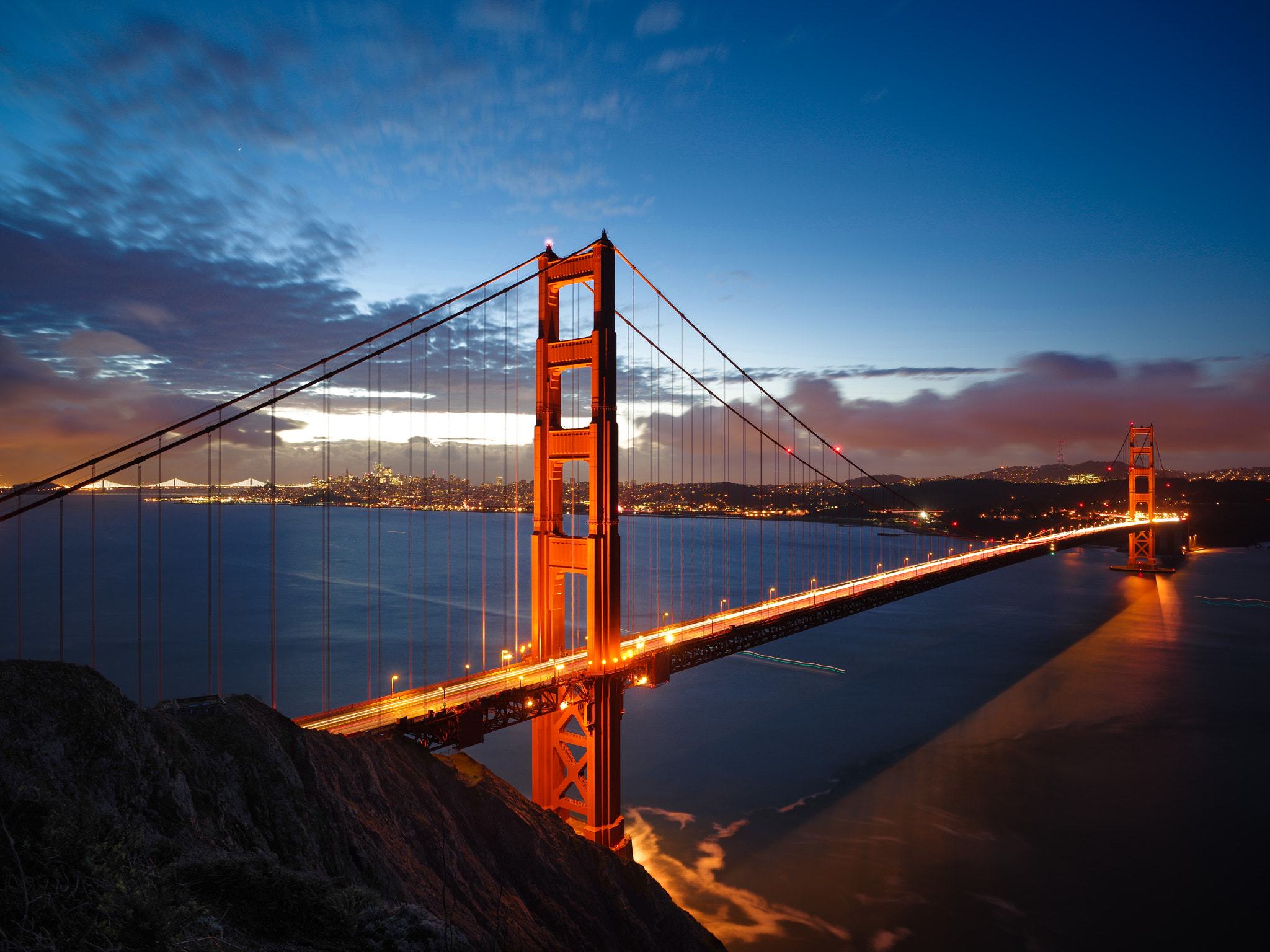 HD Pentax-DA645 28-45mm F4.5ED AW SR sample photo. Golden gate bridge photography