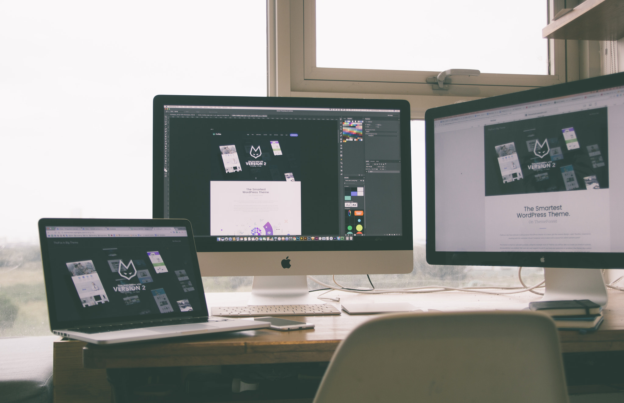 Apple workspace 03