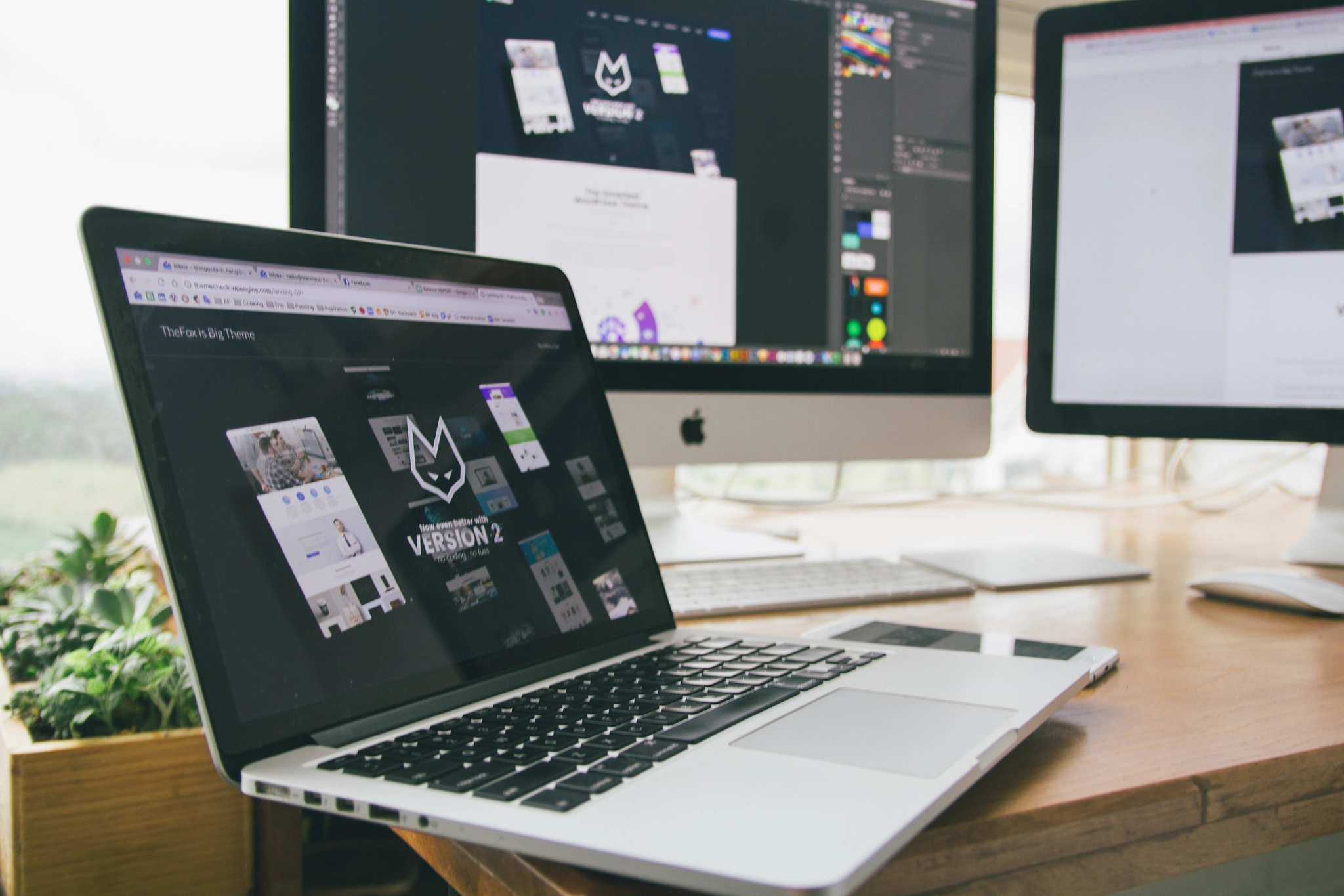 Apple workspace 07