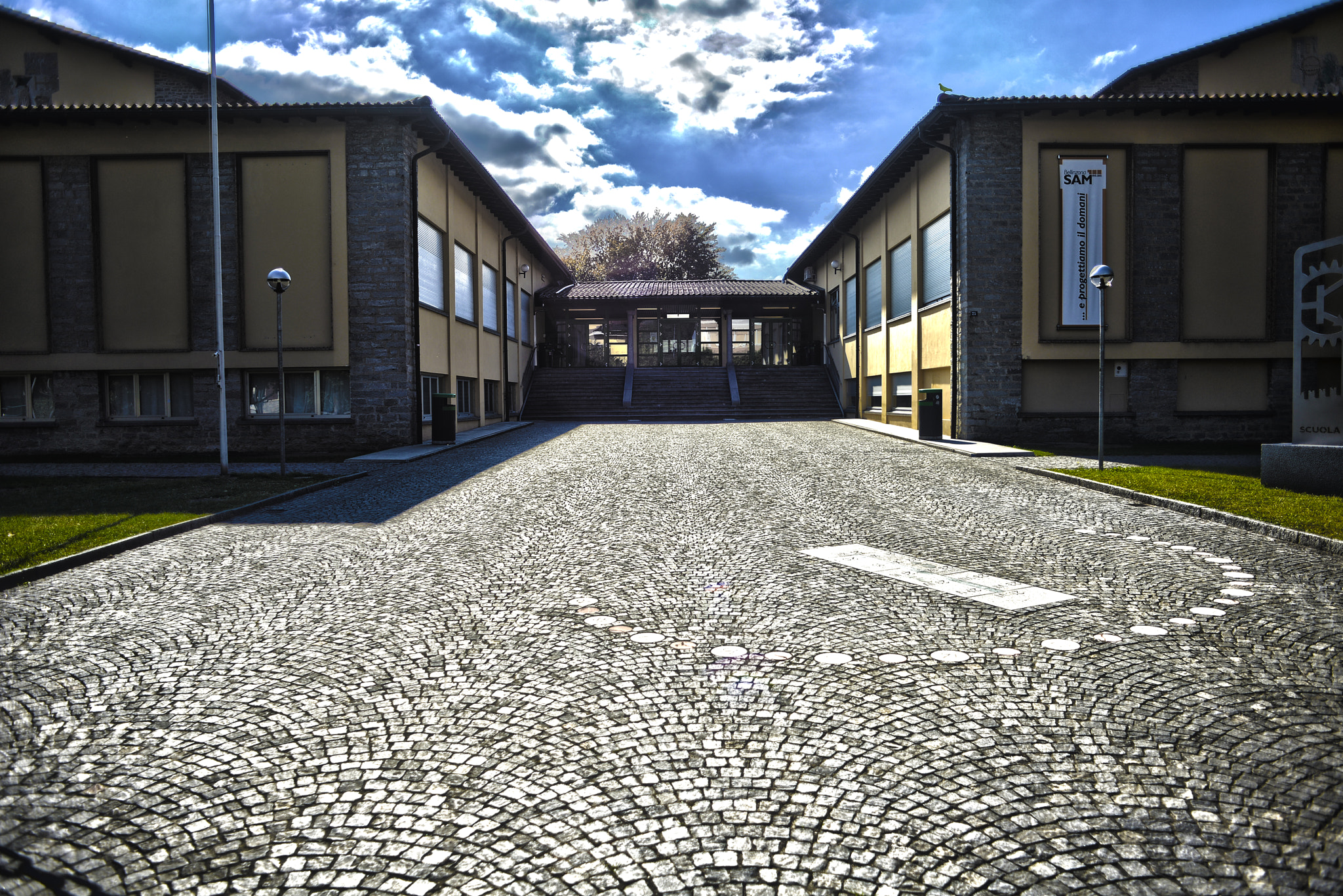 Nikon D800 + Nikon AF Nikkor 24mm F2.8D sample photo. Cpt bellinzona photography