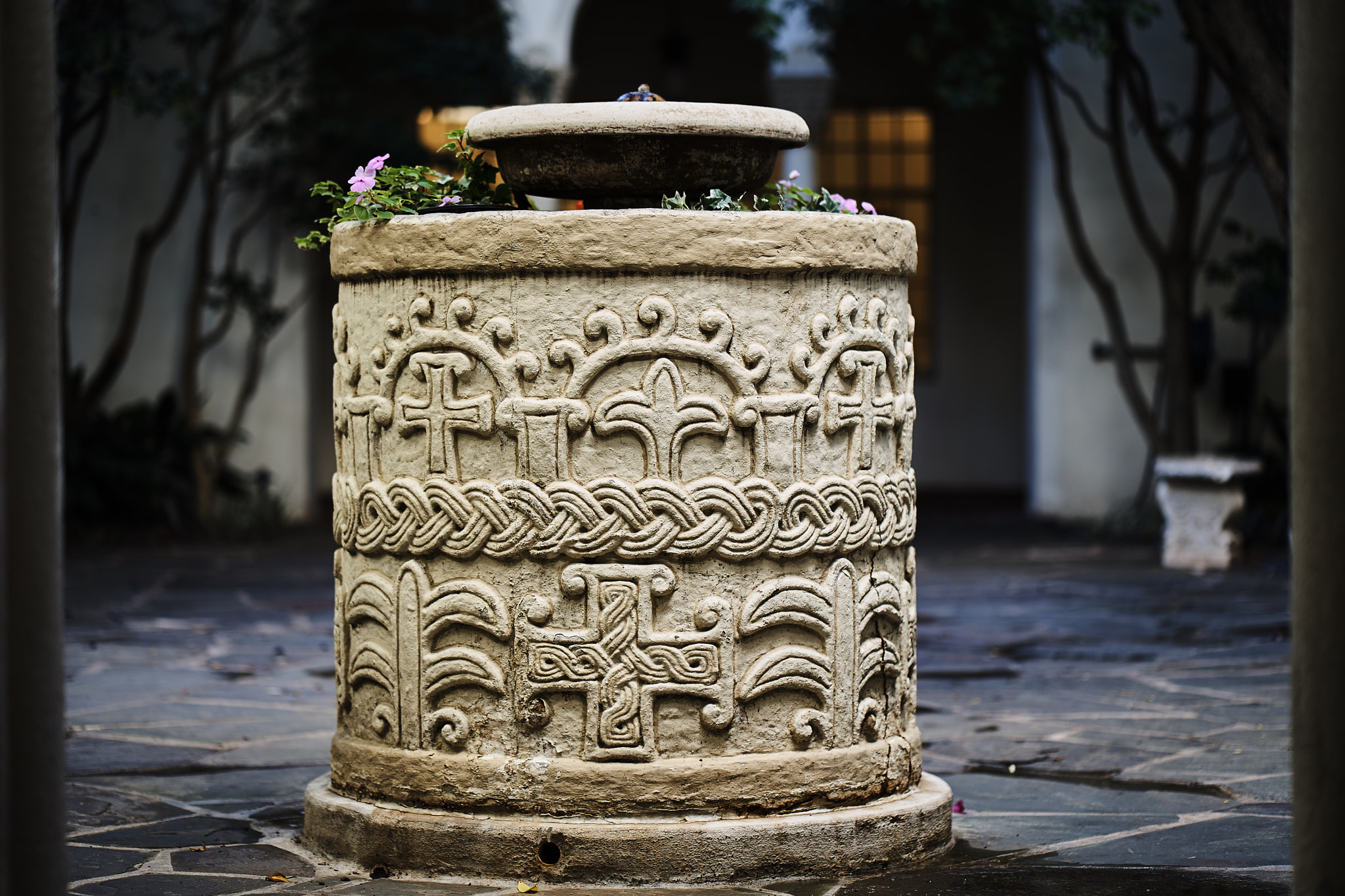 Sony a7 II sample photo. Glowing fountain photography