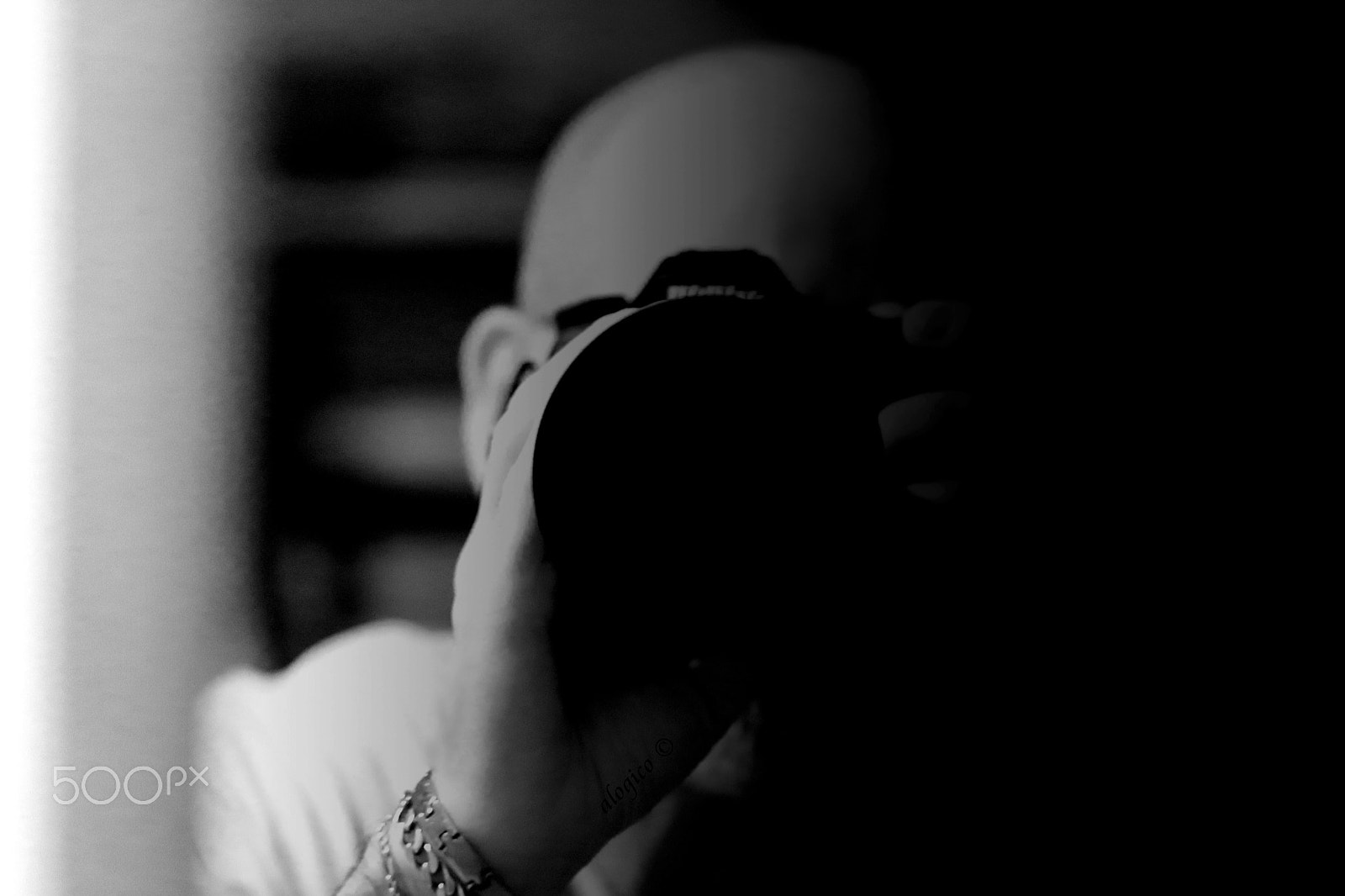 Canon EF 100mm F2.8L Macro IS USM sample photo. — formula "abstract" — photography