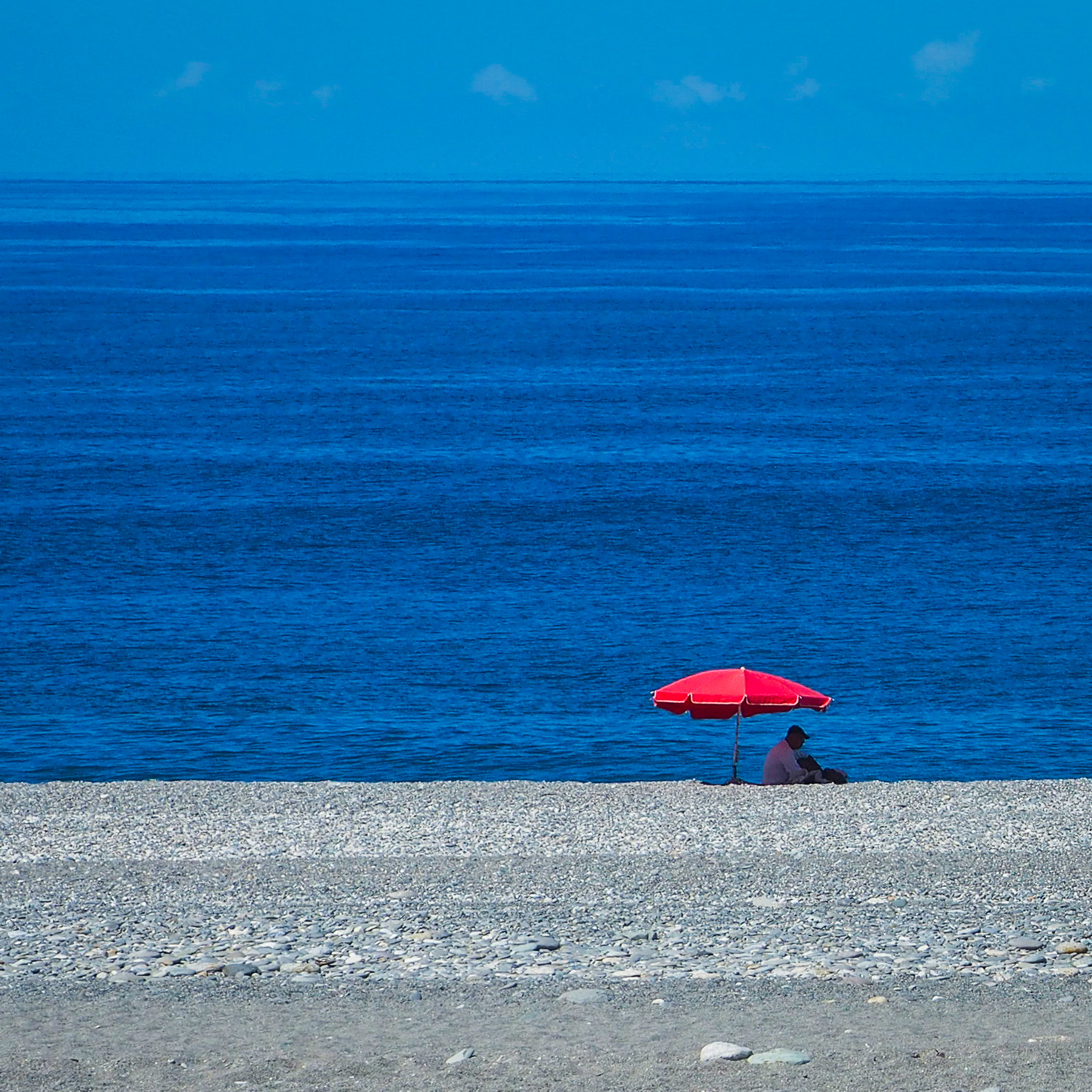 Olympus OM-D E-M1 sample photo. Alone on the beach photography