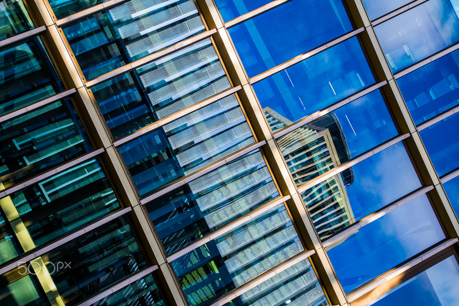 Canon EOS 750D (EOS Rebel T6i / EOS Kiss X8i) sample photo. Architecture frankfurt photography