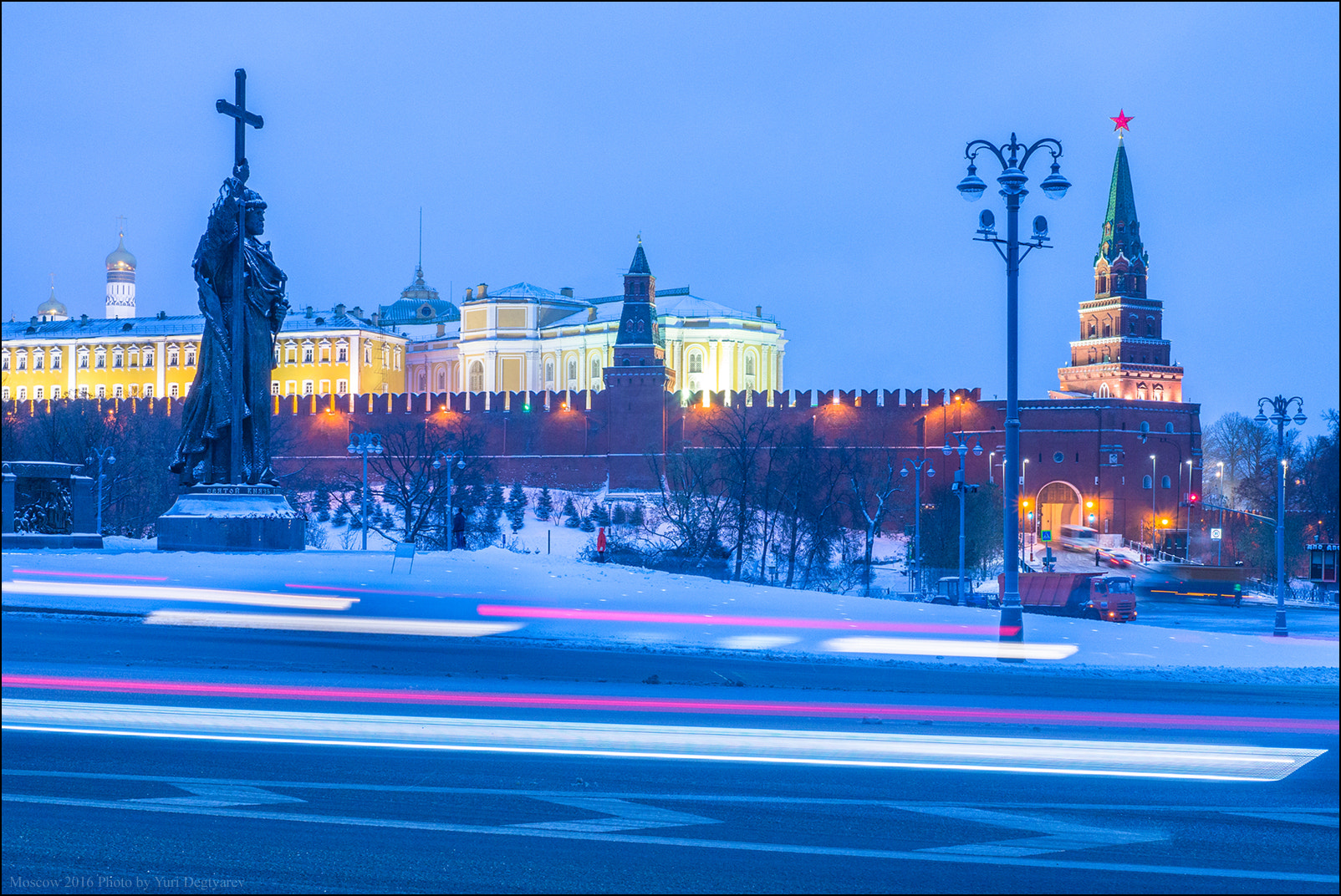 Panasonic Lumix DMC-G3 sample photo. Russia. moscow. monument to vladimir the great and photography