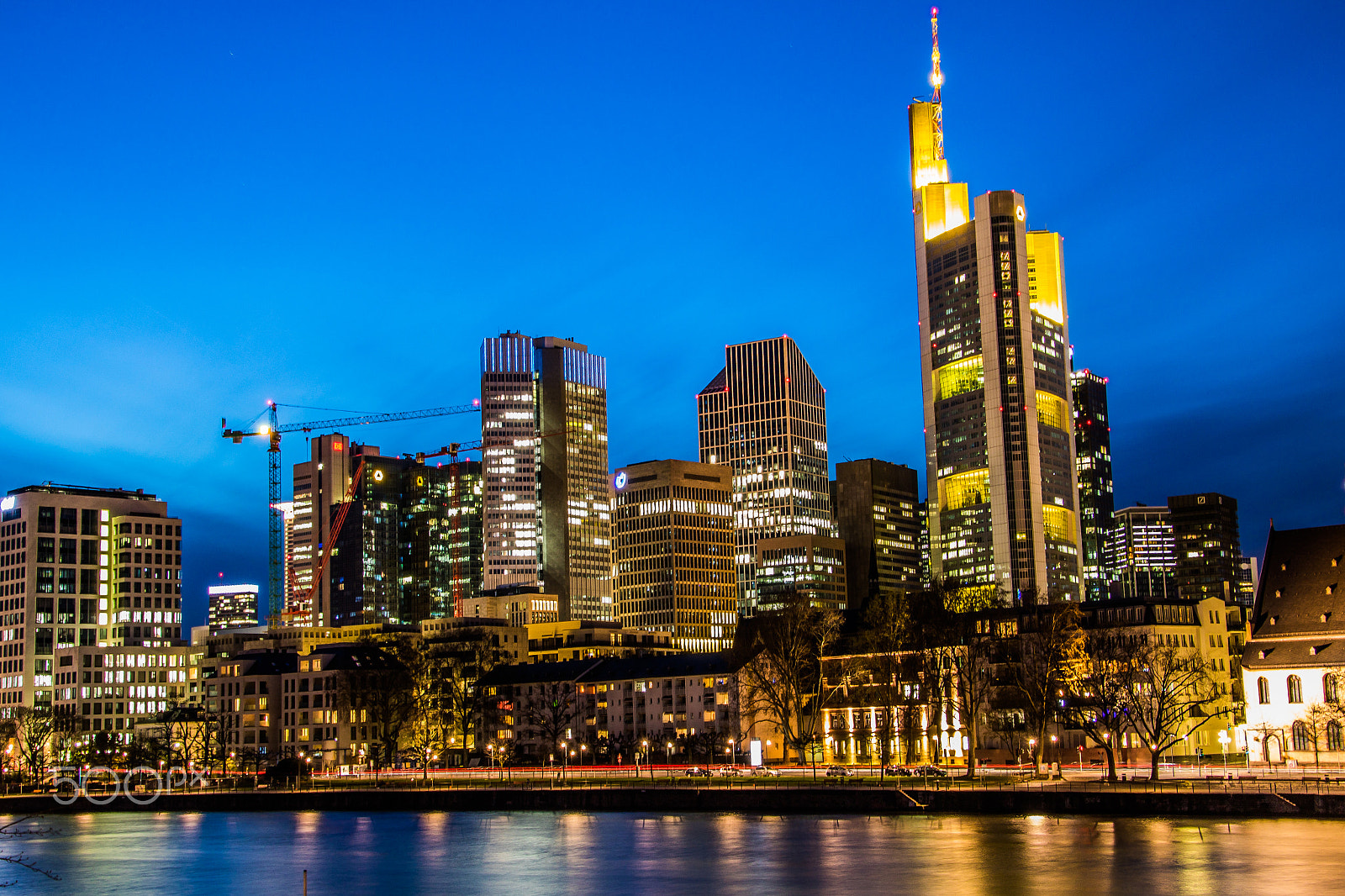 Canon EOS 750D (EOS Rebel T6i / EOS Kiss X8i) sample photo. Cityscape photography