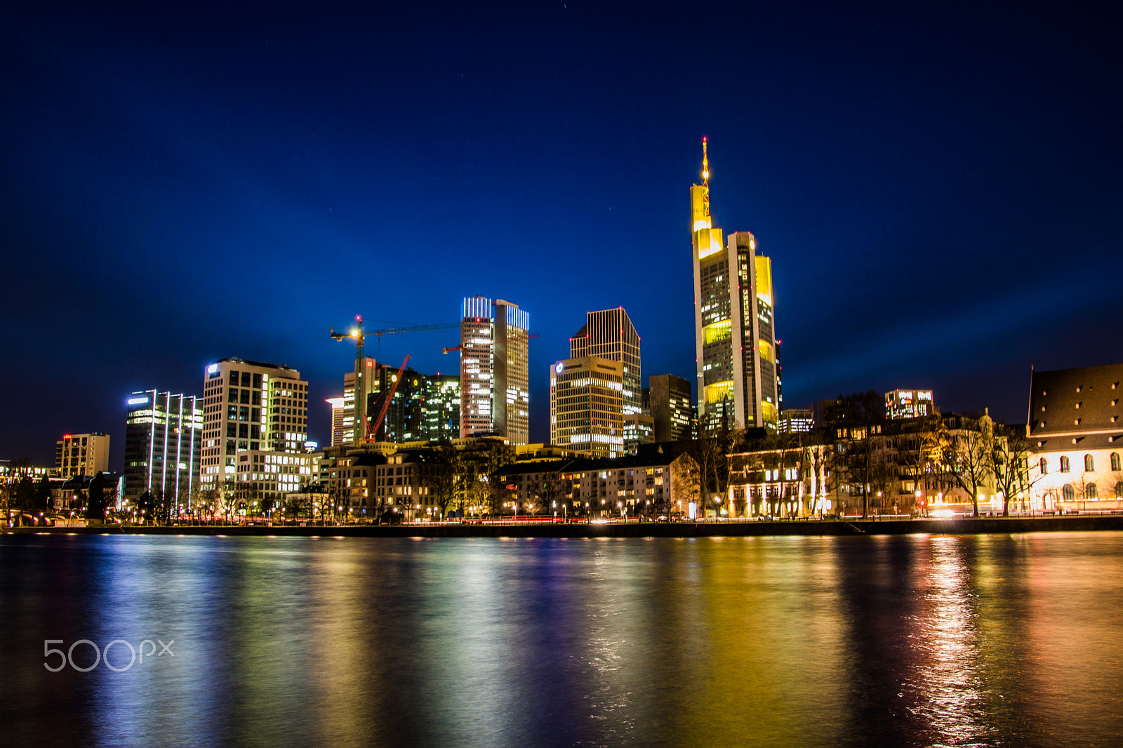 Canon EOS 750D (EOS Rebel T6i / EOS Kiss X8i) sample photo. Cityscape photography
