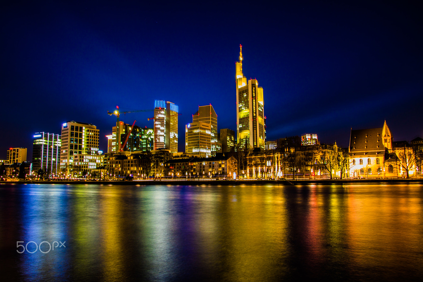 Canon EOS 750D (EOS Rebel T6i / EOS Kiss X8i) sample photo. Cityscape photography