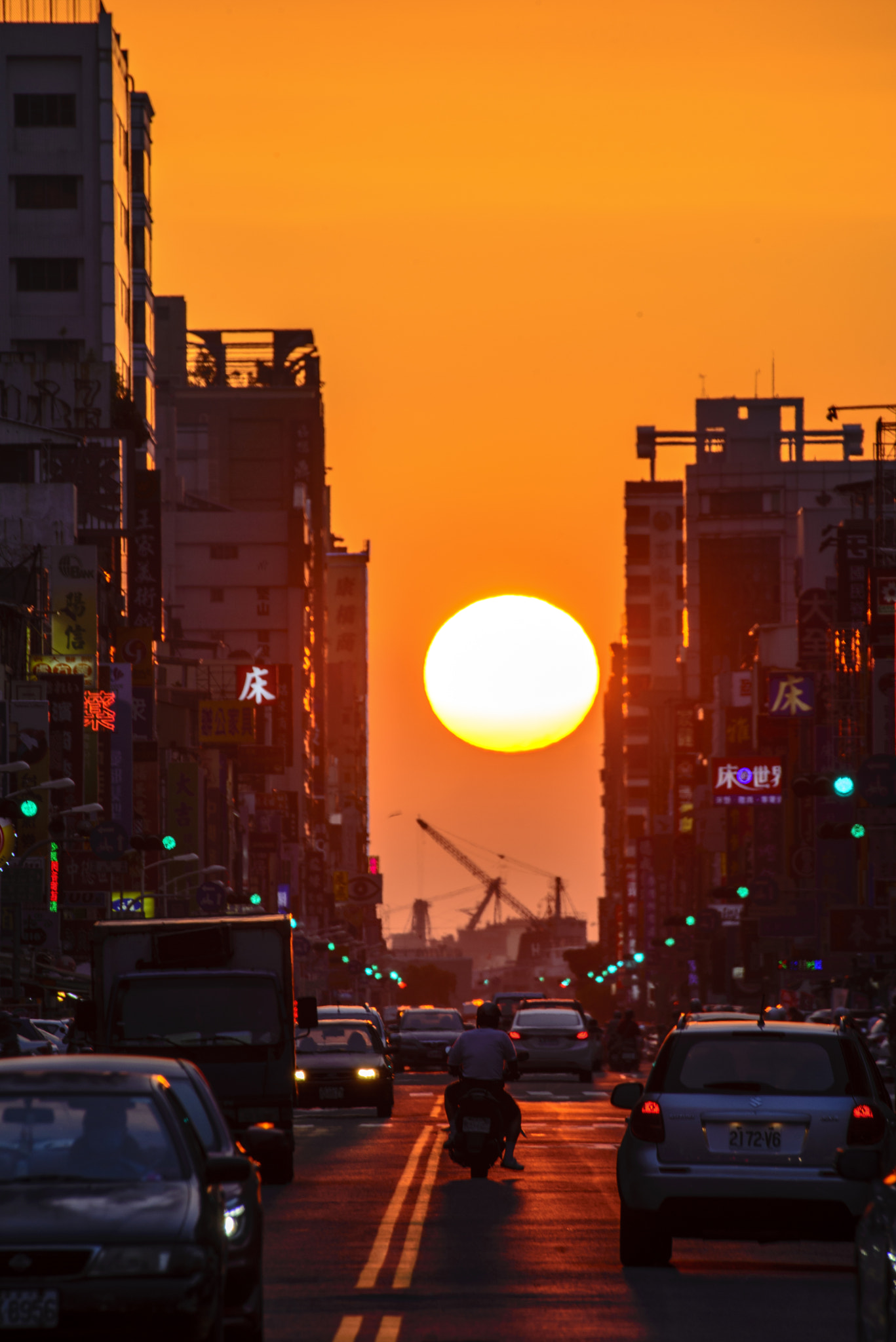 Nikon AF-S Nikkor 200-500mm F5.6E ED VR sample photo. 2016高雄曼哈頓懸日 photography