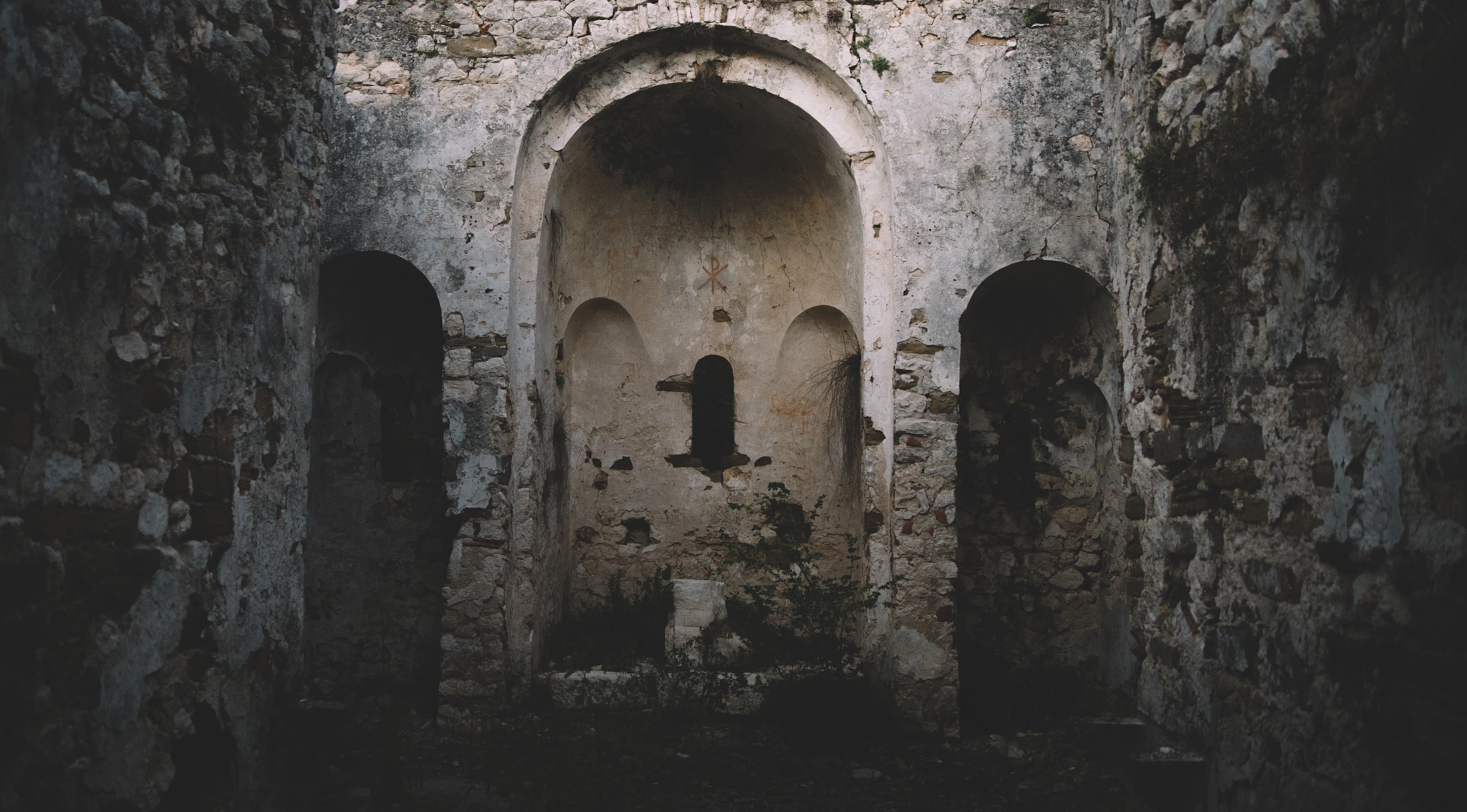 Canon EOS-1Ds Mark III sample photo. Old church photography
