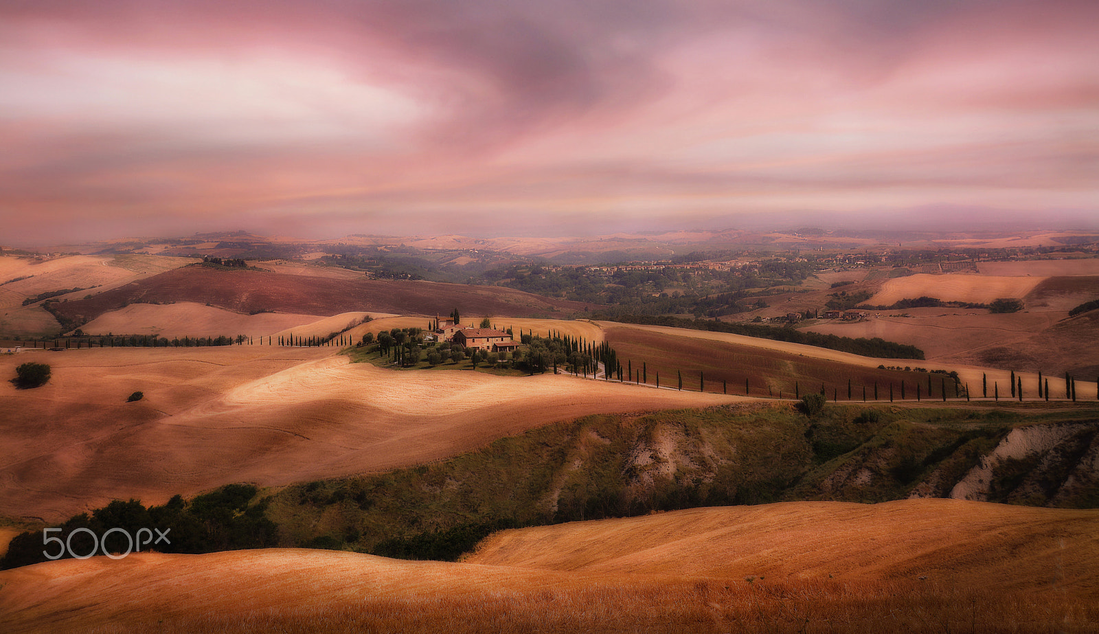 Nikon D7100 + Nikon AF Nikkor 14mm F2.8D ED sample photo. ..warm summer evening in tuscany photography