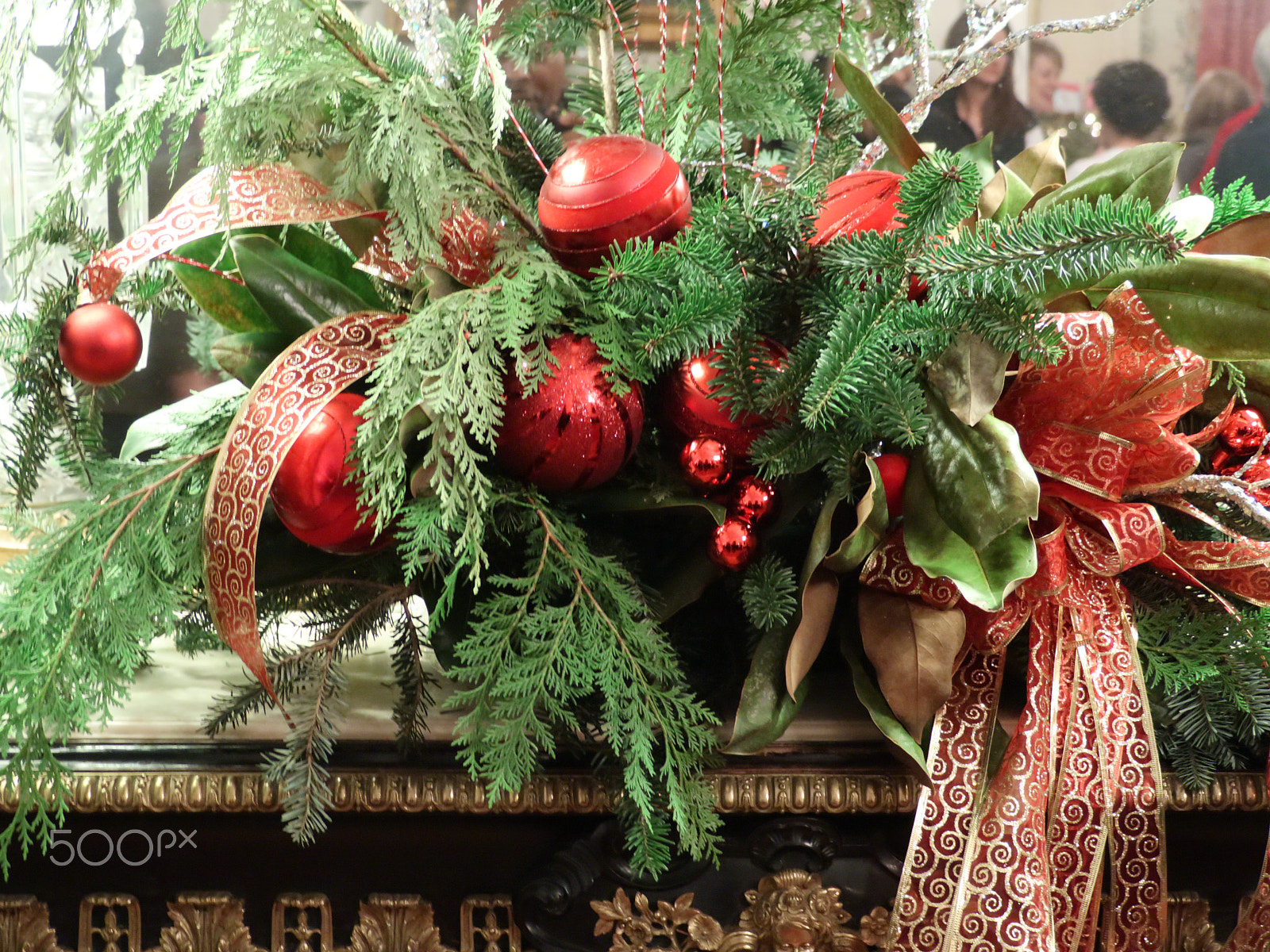 Canon XC10 sample photo. Christmas wreath on mantel by lamont johnson photography