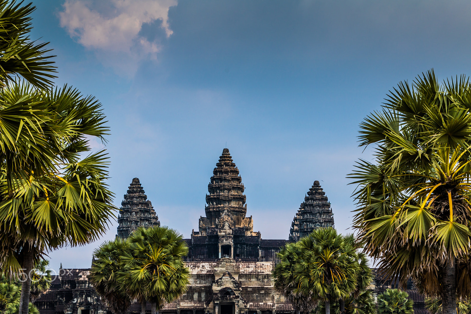 Canon EOS 750D (EOS Rebel T6i / EOS Kiss X8i) sample photo. Temple photography
