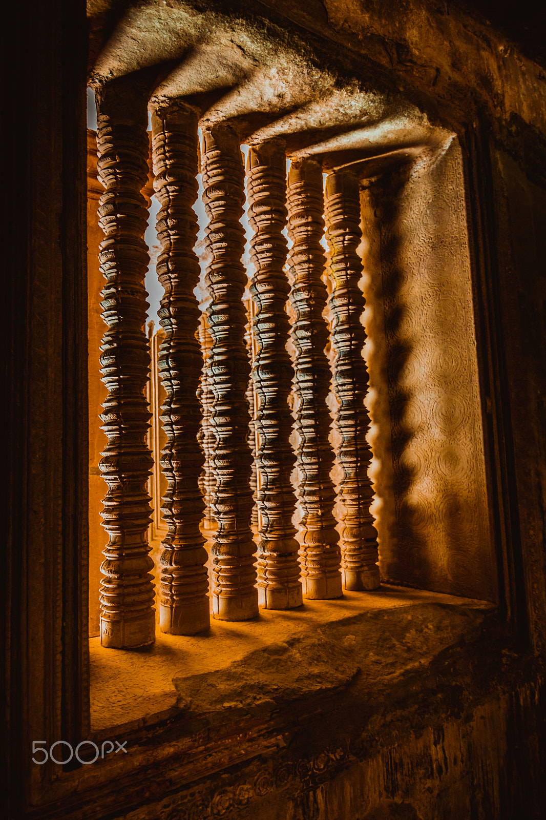 Canon EOS 750D (EOS Rebel T6i / EOS Kiss X8i) sample photo. Temple photography