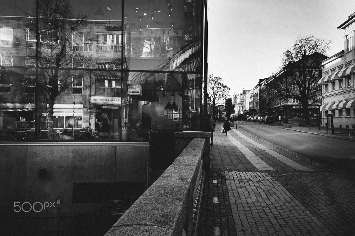 Nikon Df sample photo. Different worlds photography