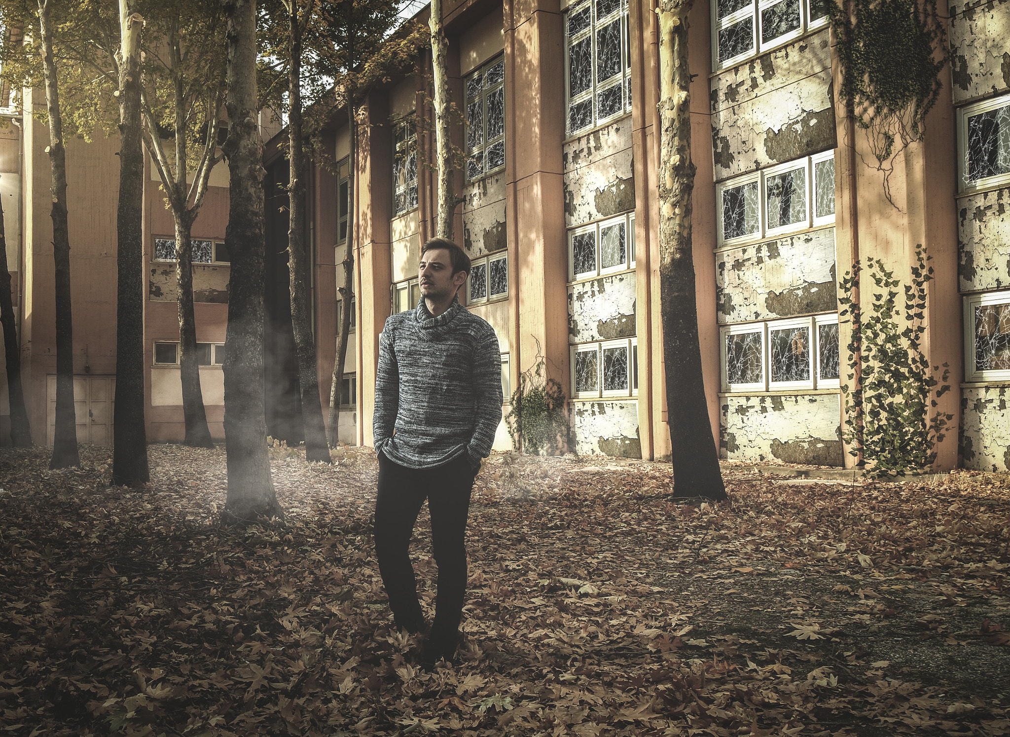 Samsung NX mini sample photo. Old city photography