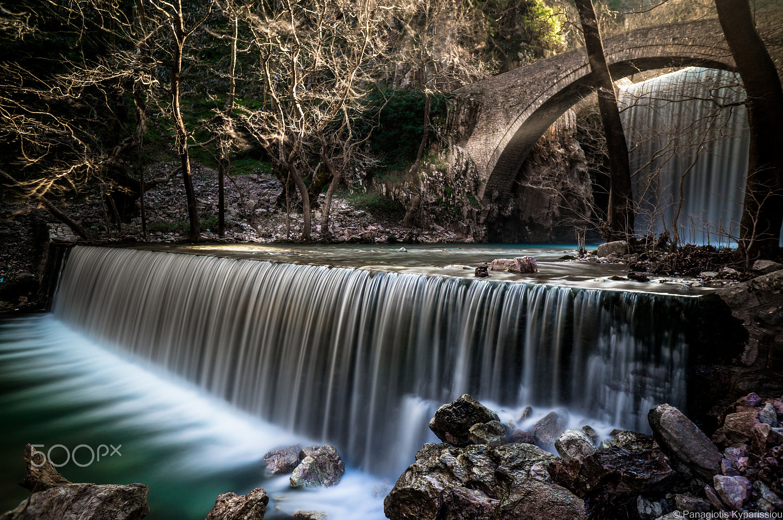 Sony Alpha NEX-6 + Sony E 16mm F2.8 sample photo. Sun trail photography