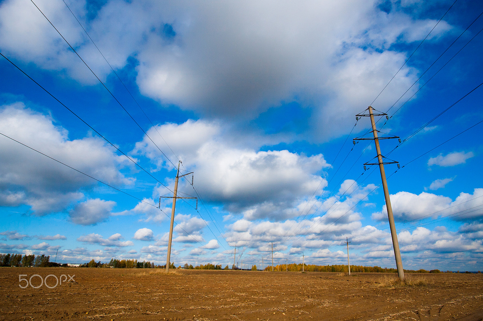 Canon EOS-1D Mark II N + Canon EF 17-40mm F4L USM sample photo. High voltage pole photography