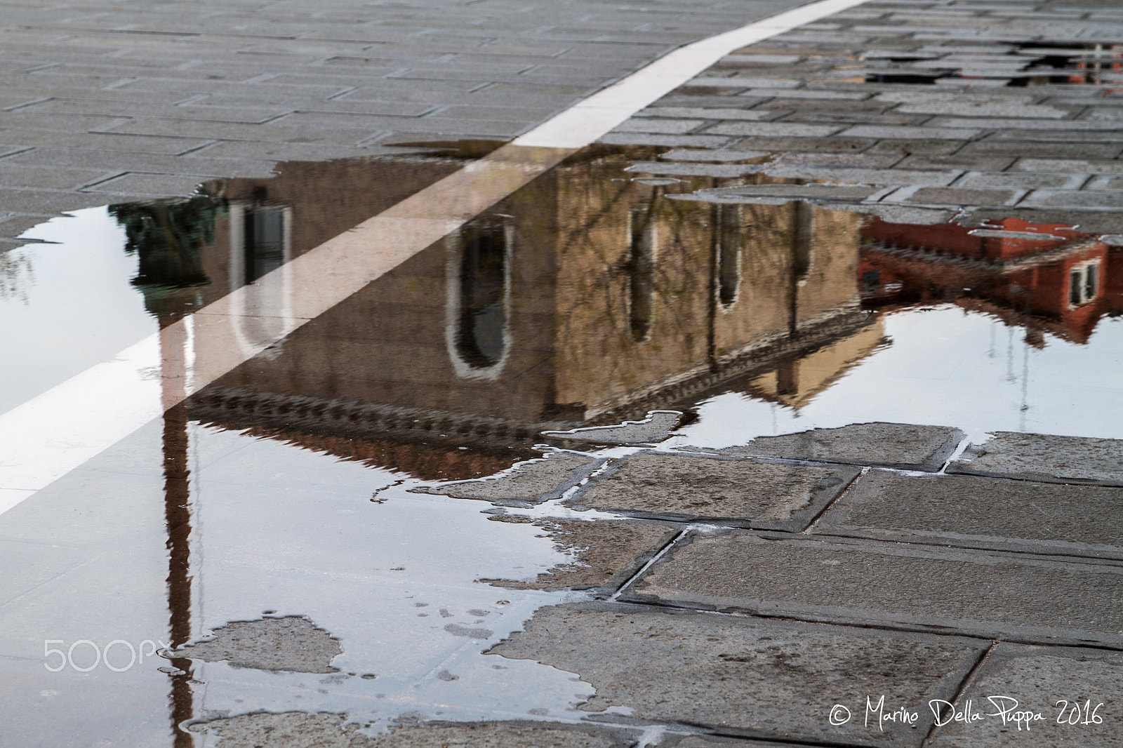 Tamron SP AF 17-50mm F2.8 XR Di II LD Aspherical (IF) sample photo. Reflection on campo santa margherita (venice) photography