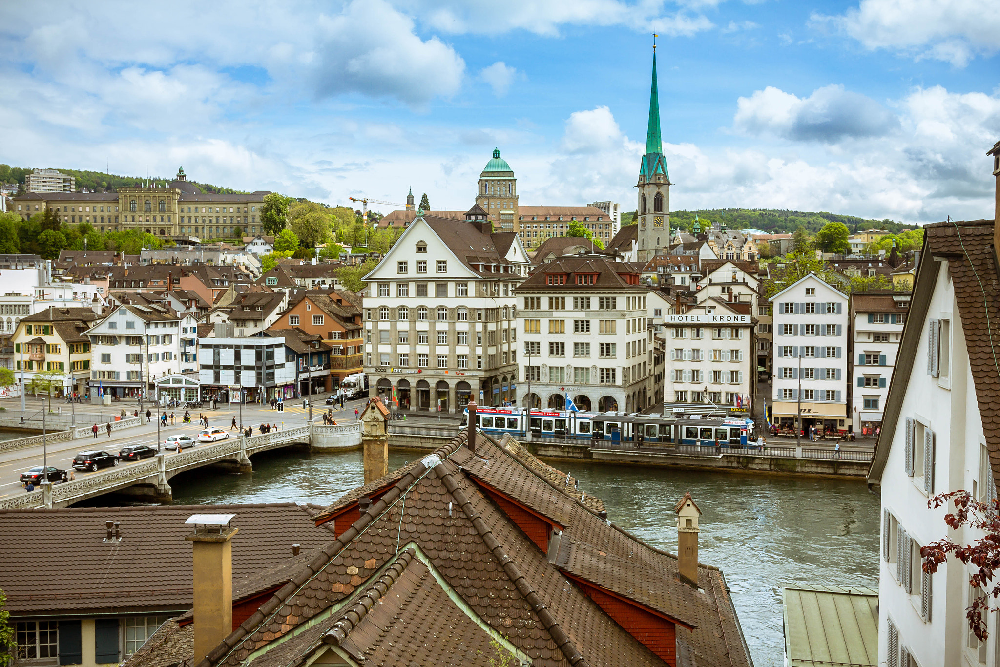 Canon EOS 60D + Sigma 18-35mm f/1.8 DC HSM sample photo. View from lindenhof, zurich photography