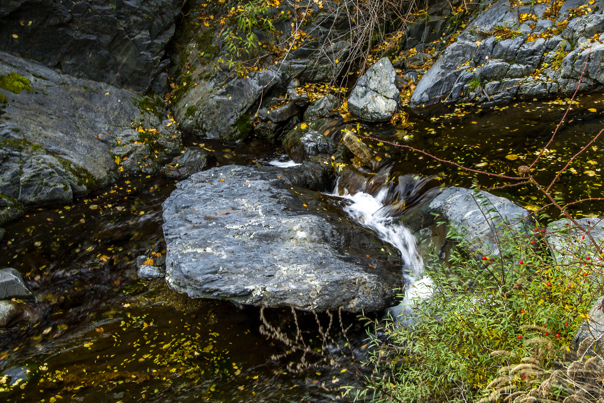 Canon EF-S 17-85mm F4-5.6 IS USM sample photo. Stone heart with silky waterfall photography