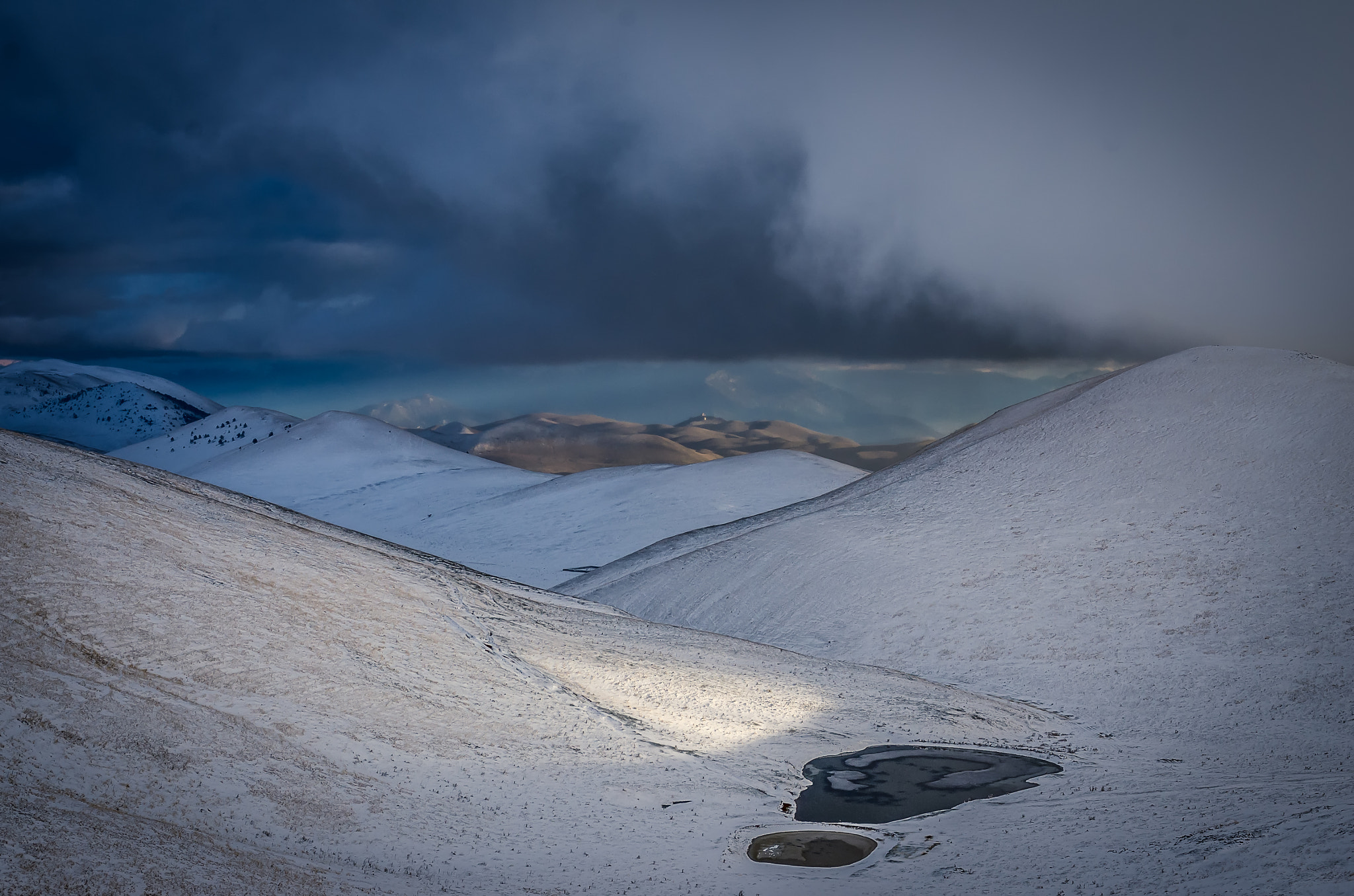 Pentax K-5 sample photo. Little lake in the snow photography