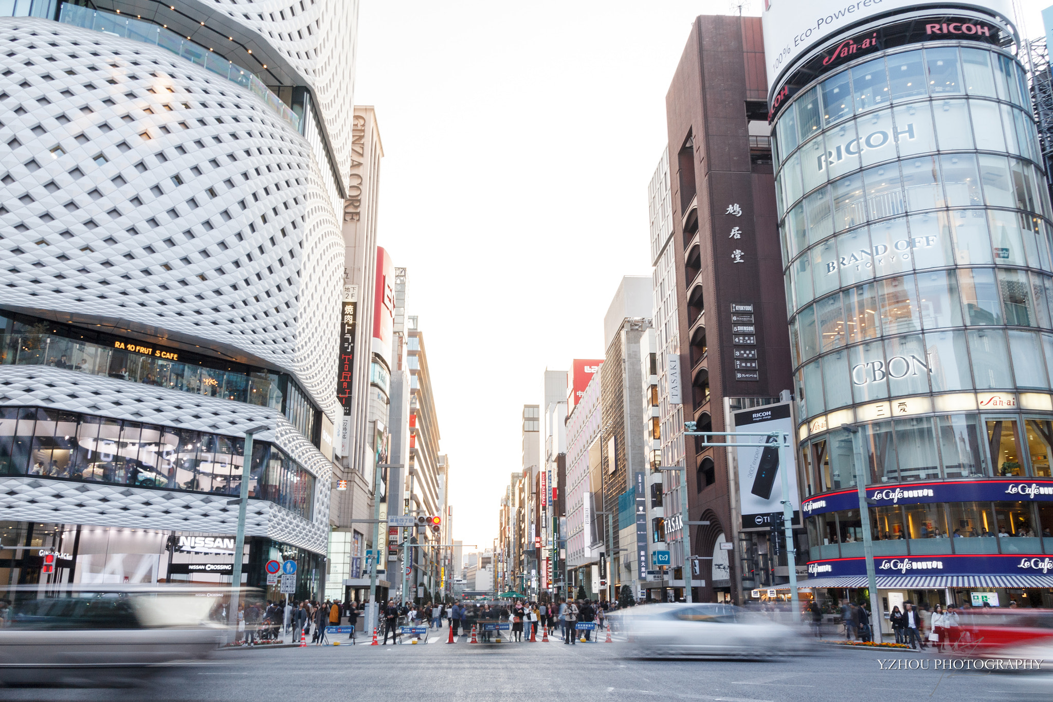 Canon EOS 60D sample photo. Traffic photography