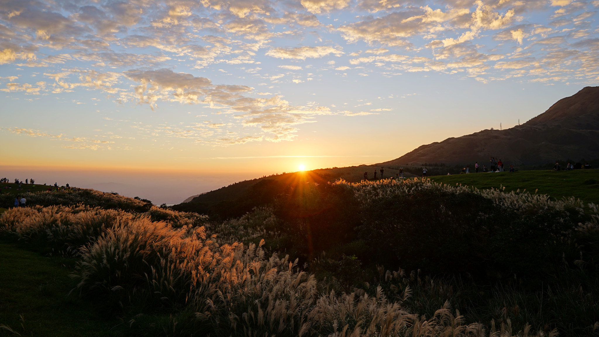 Sony a7 II + Sony FE 24-70mm F2.8 GM sample photo. Sunset photography