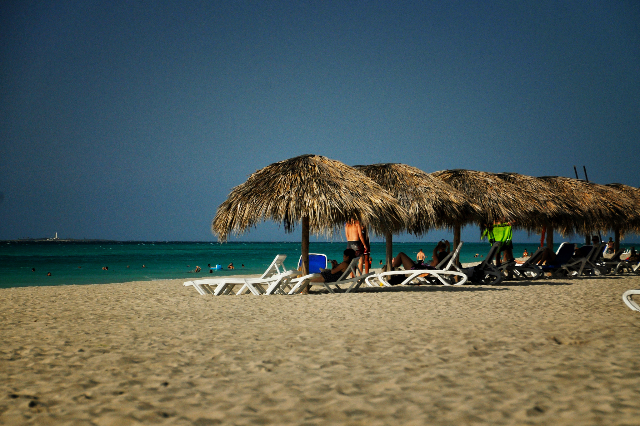 Nikon D5000 + Sigma 18-200mm F3.5-6.3 II DC OS HSM sample photo. First day in varadero photography