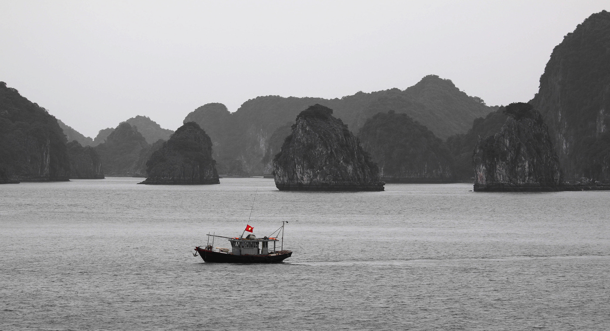 Canon EOS 70D sample photo. Meteor boat among dragons photography