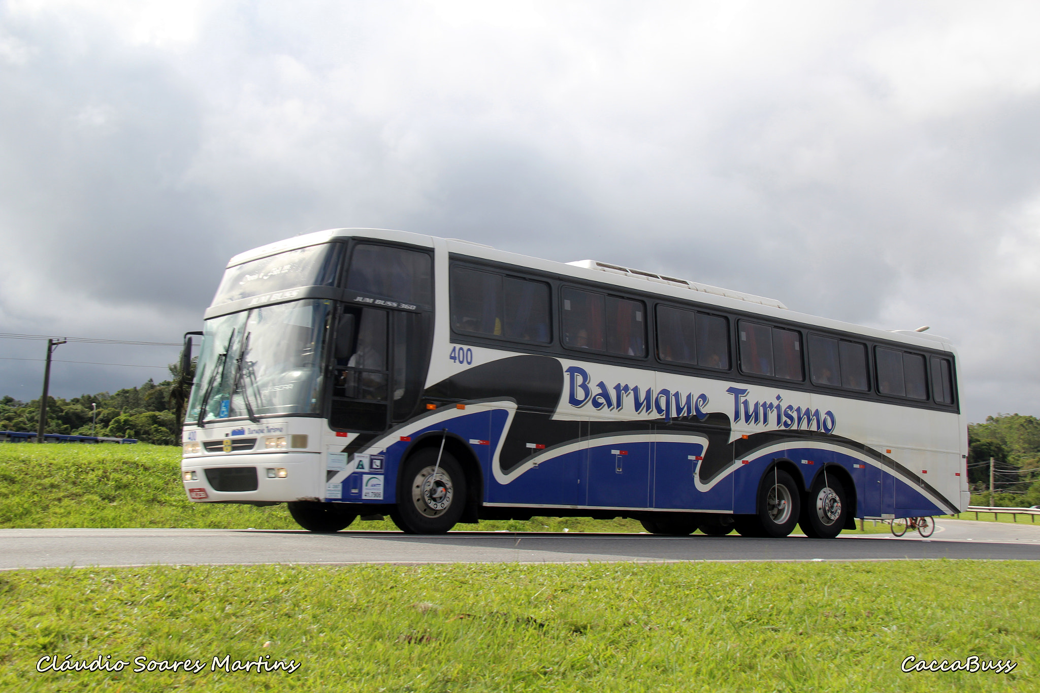 Canon EF-S 18-200mm F3.5-5.6 IS sample photo. Busscar  photography