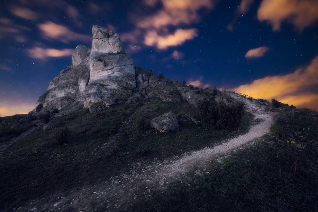 Pentax K-3 + Sigma AF 10-20mm F4-5.6 EX DC sample photo. Polish jurassic highland at night photography