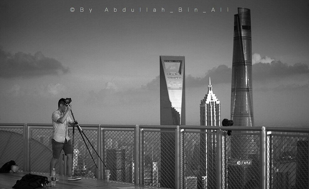 Sigma 70-200mm F2.8 EX DG OS HSM sample photo. Rooftop with nice view of shanghai towers photography
