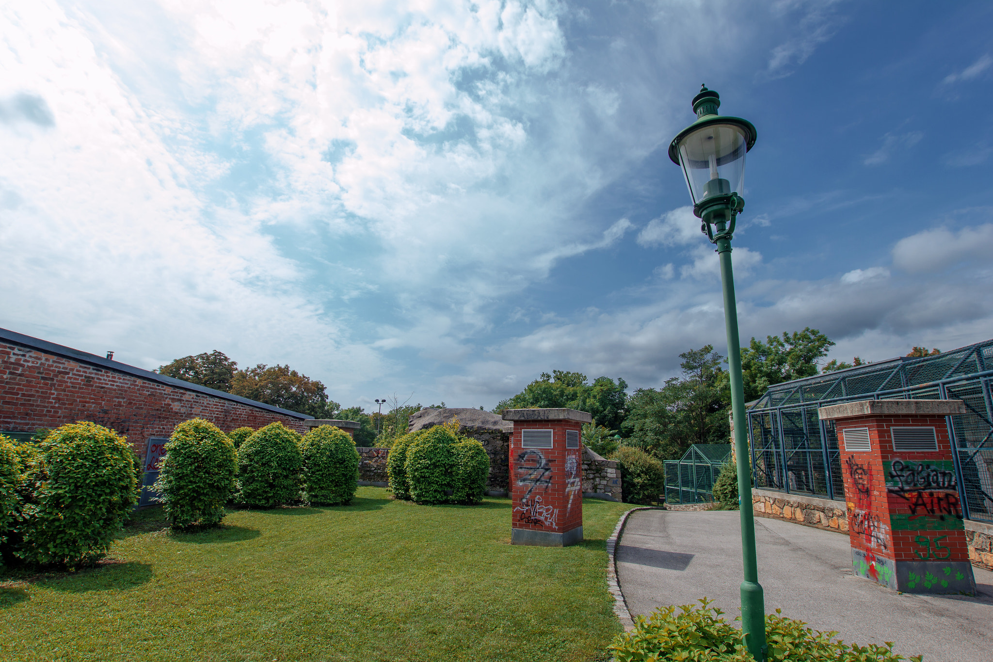 Sigma 10-20mm F3.5 EX DC HSM sample photo. Park photography