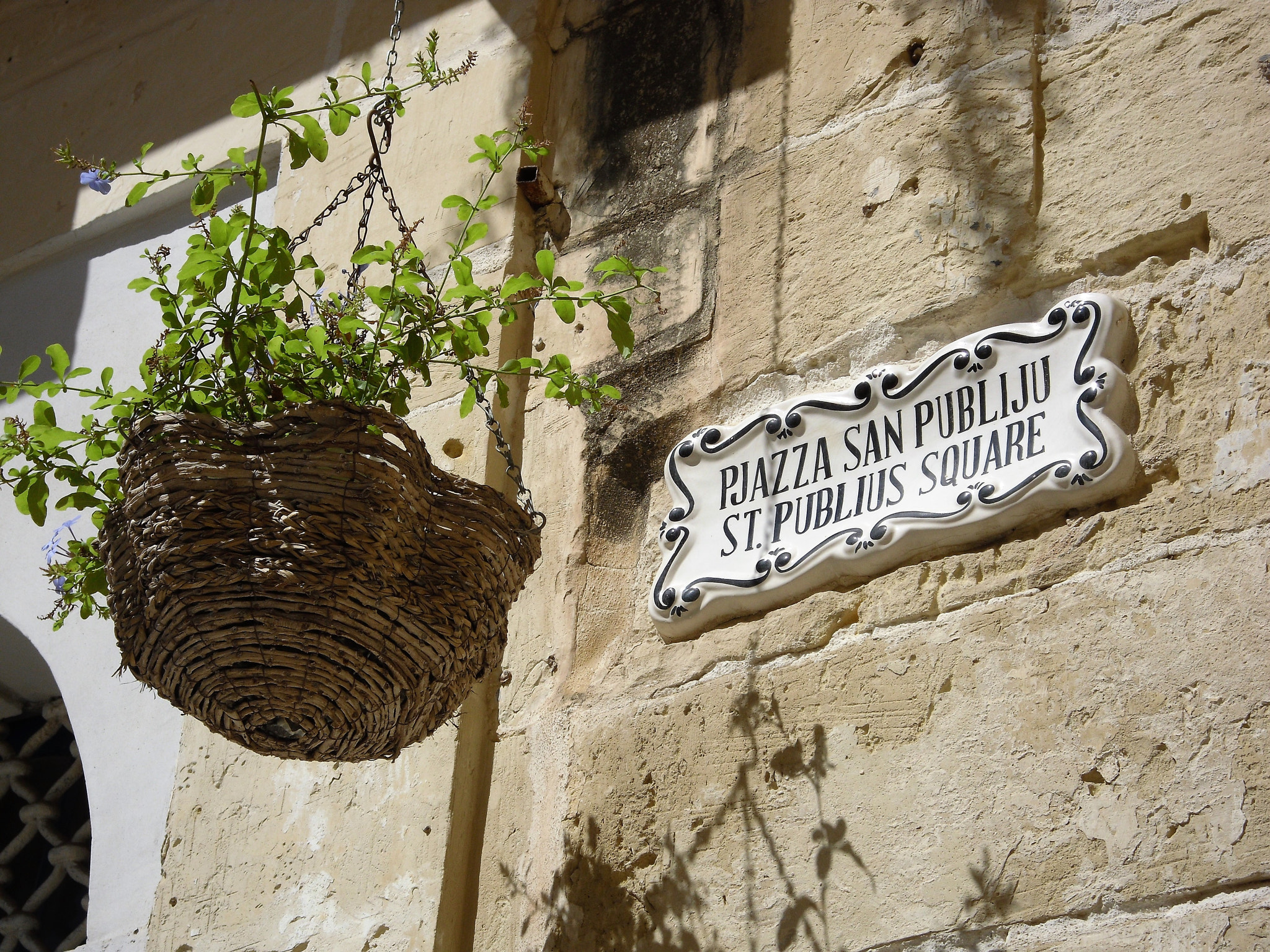Samsung ST45/ VLUU ST45/  TL90 sample photo. Malta photography