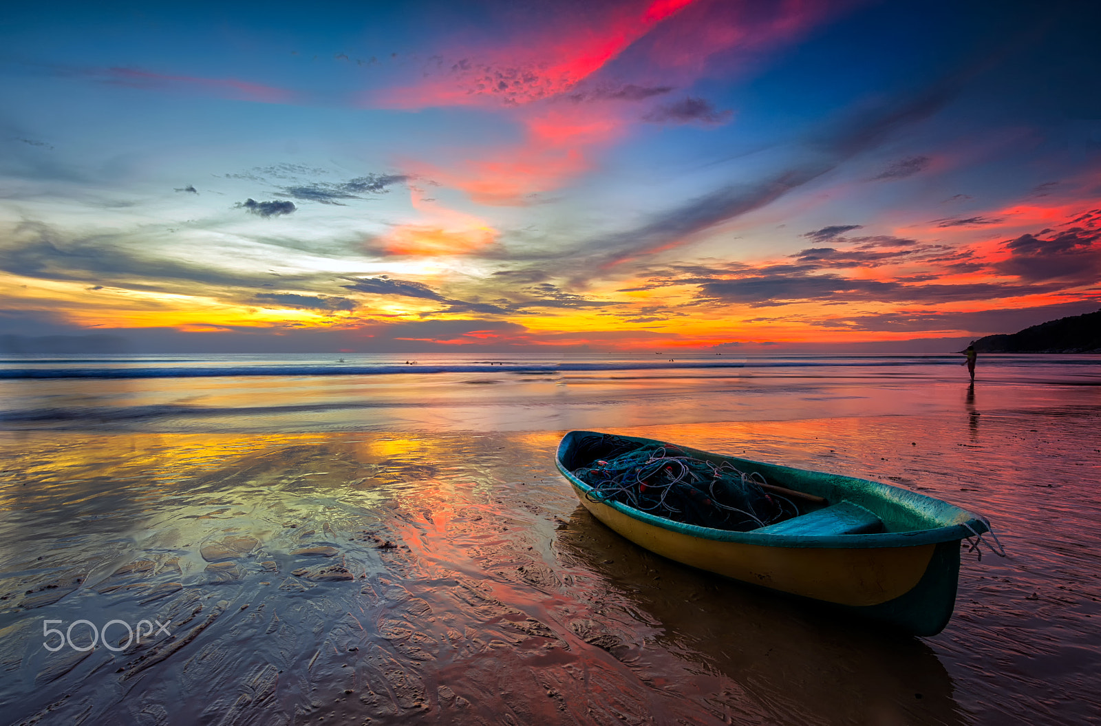 Nikon D5200 sample photo. Boat with colorful sunset at karon beach phuket , thailand. photography